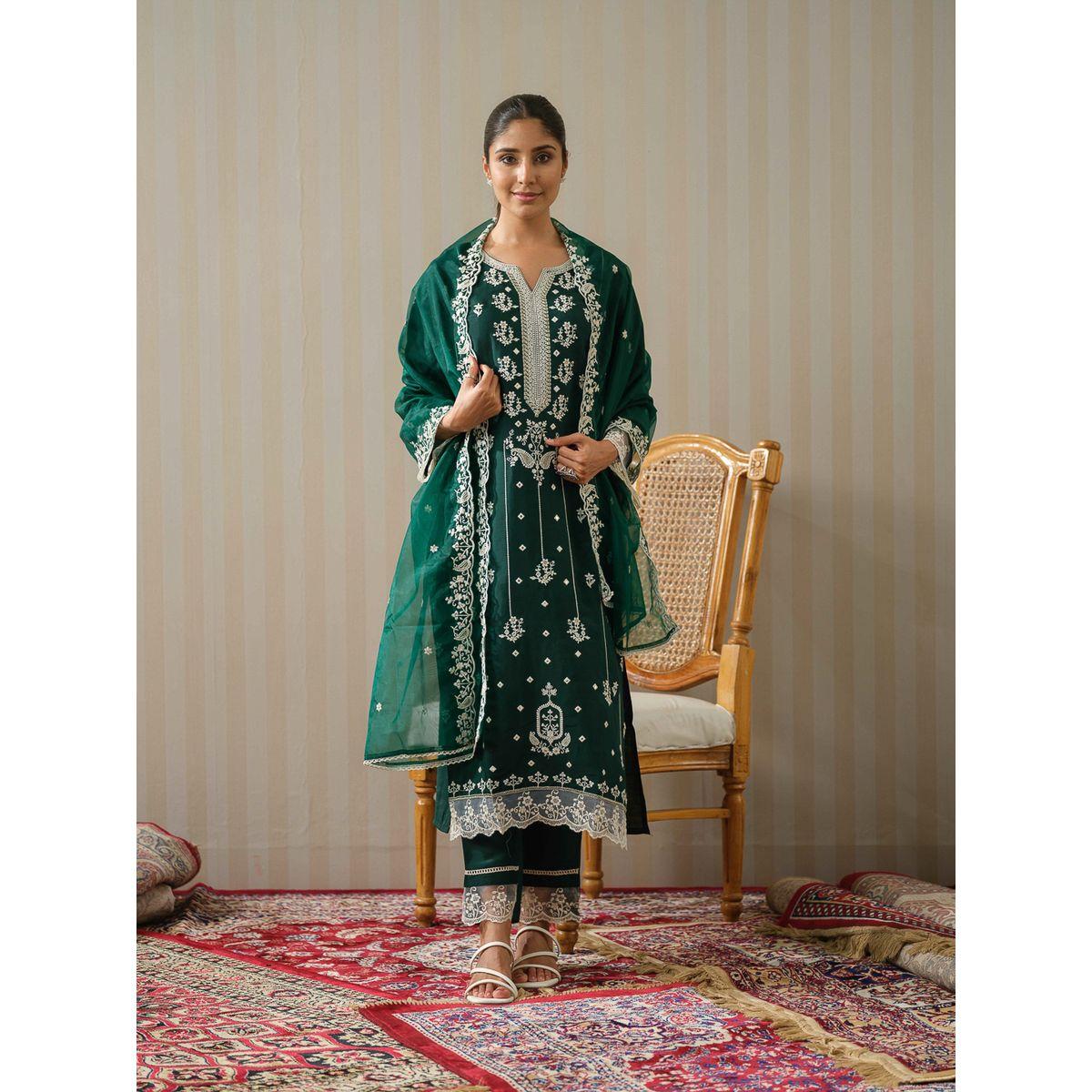 DW X Styli Embroidered Straight Kurta with Trouser and Dupatta Set-women-clothing-ethnicwear-kurtasets-image-1