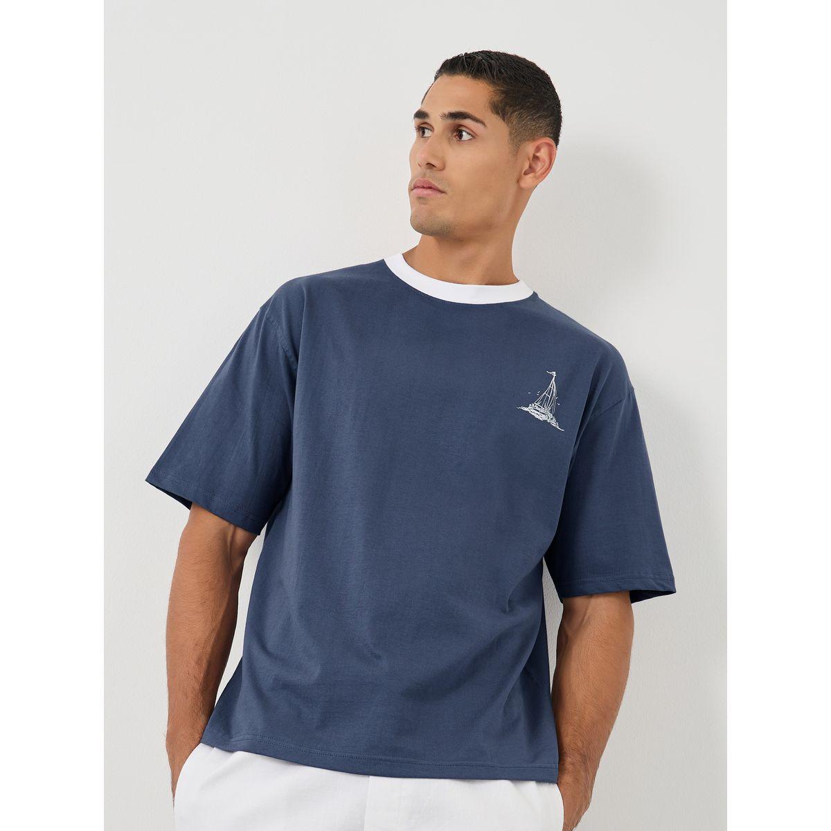 تيشيرت فضفاض بطبعة جرافيك وأكمام قصيرة-men-clothing-tshirtsandpolos-tshirts-image-3