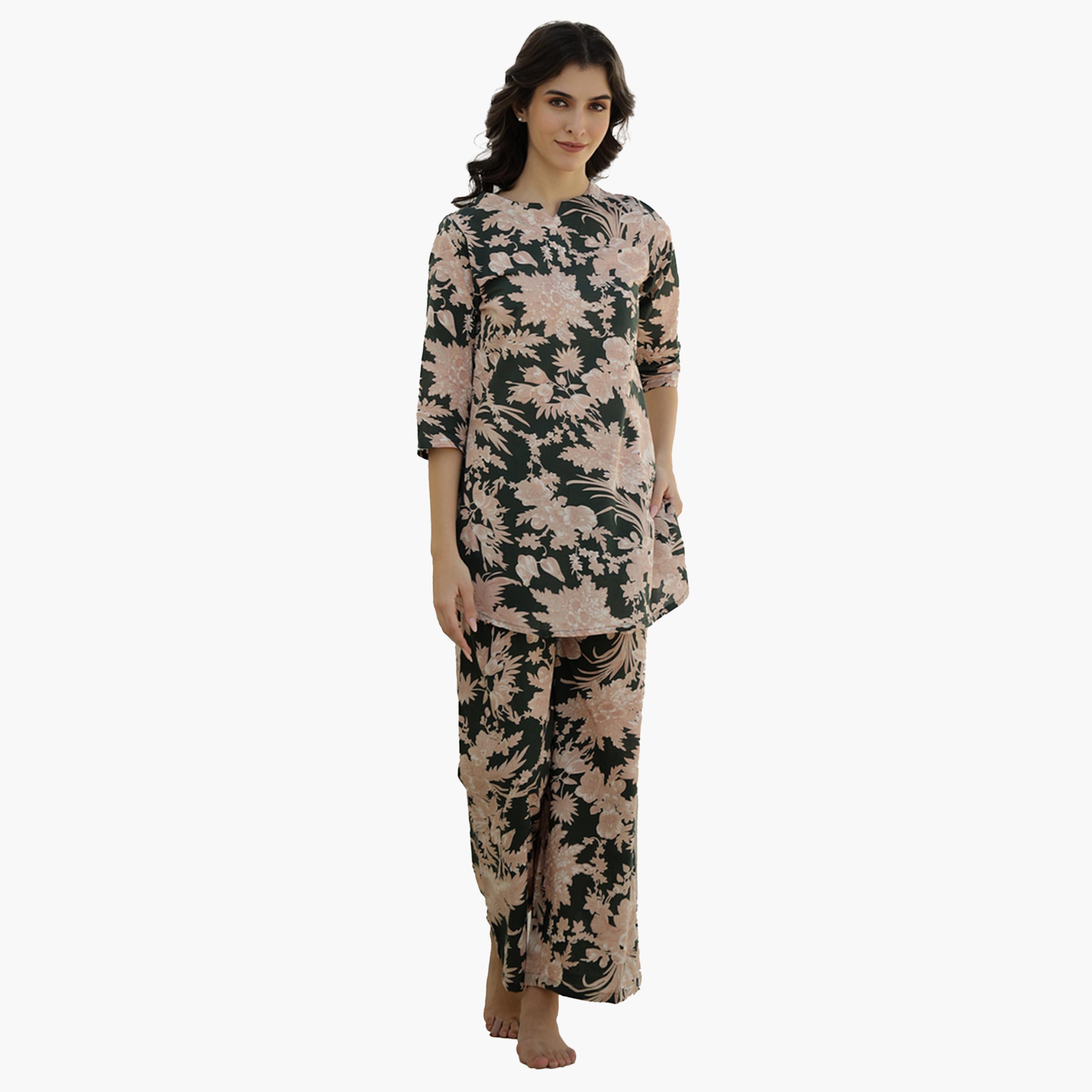 سانسكروتي هومز × ستايلي - طقم بنطال بيجامة وقميص مطبوع من القطن الخالص-women-clothing-nightwear-pyjamas-longsets-image-1