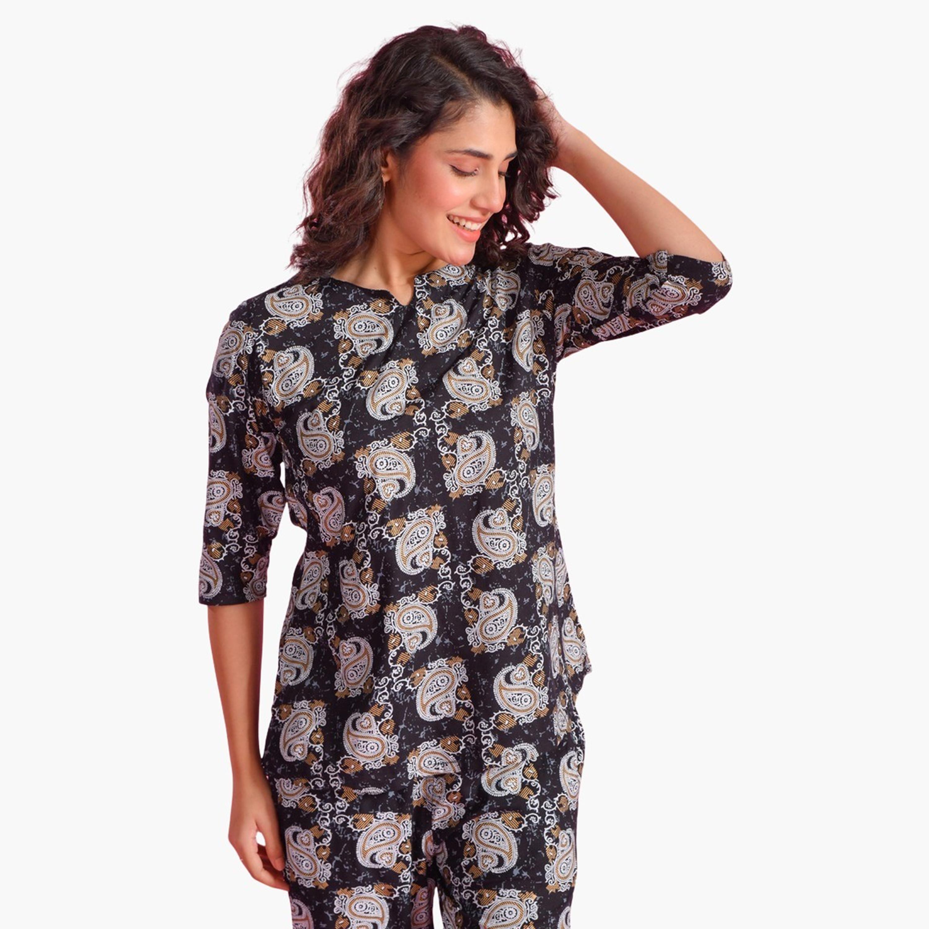سانسكروتي هومز × ستايلي - طقم بنطال بيجاما وقميص مطبوع-women-clothing-nightwear-pyjamas-longsets-image-2