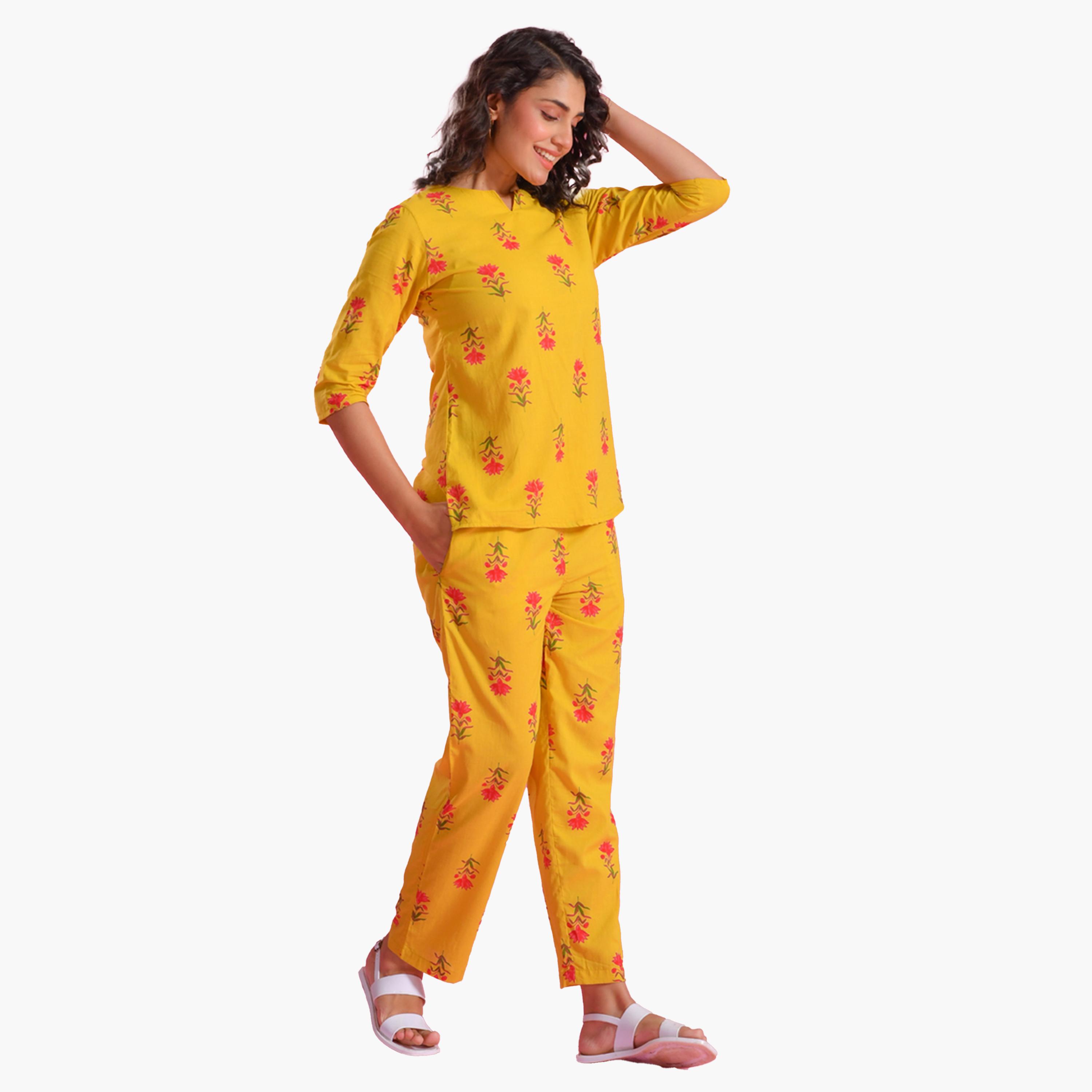 سانسكروتي هومز × ستايلي - طقم بنطال بيجامة وقميص مطبوع من القطن الخالص-women-clothing-nightwear-pyjamas-longsets-image-5