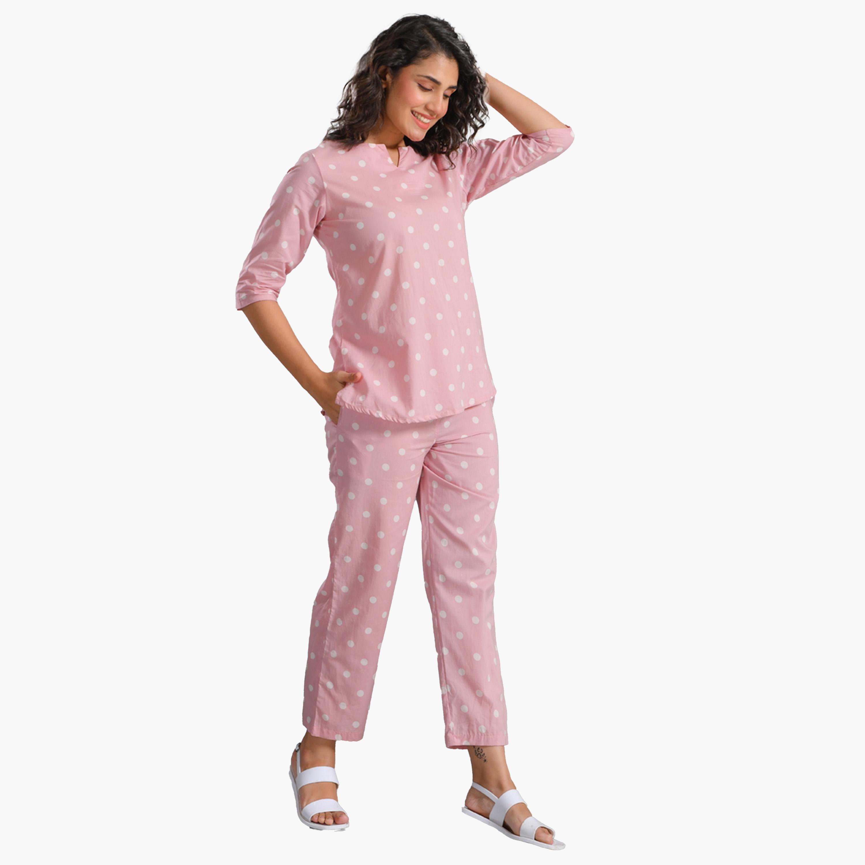 سانسكروتي هومز × ستايلي - طقم بنطال بيجامة وقميص مطبوع من القطن الخالص-women-clothing-nightwear-pyjamas-longsets-image-4
