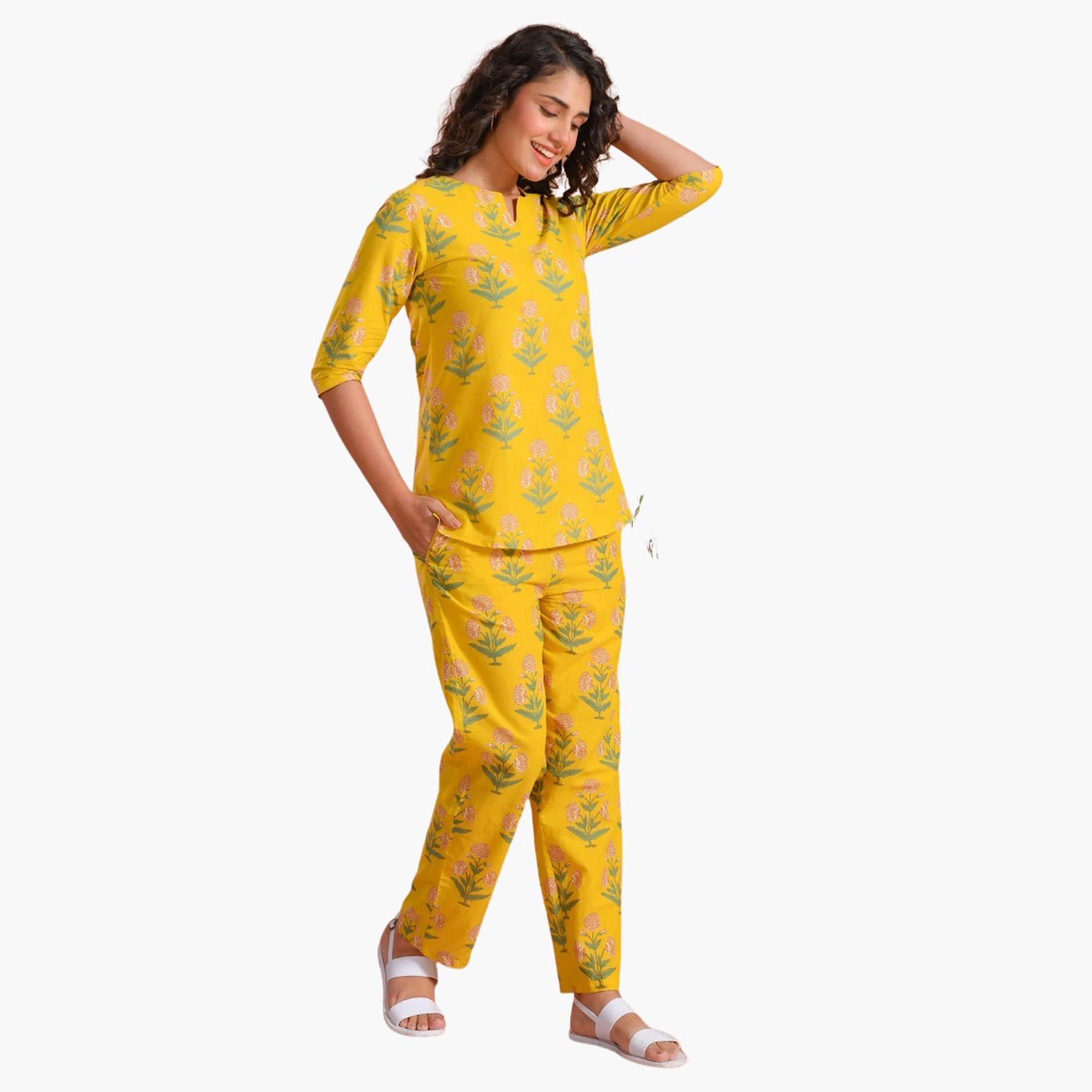 سانسكروتي هومز × ستايلي - طقم بنطال بيجامة وقميص مطبوع من القطن الخالص-women-clothing-nightwear-pyjamas-longsets-image-5