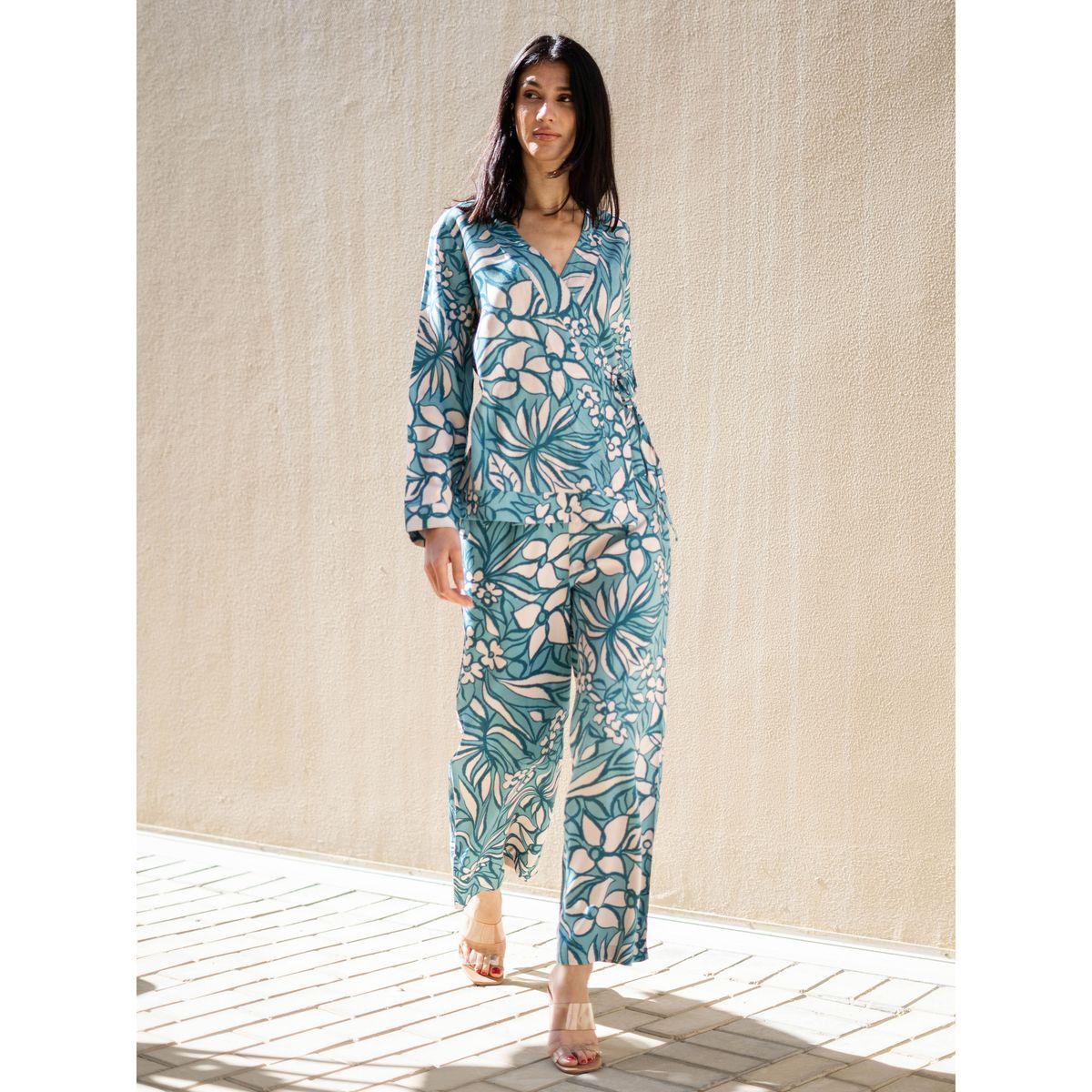 Sanskrutihomes Floral Printed V Neck Top and Pants Co-Ords-women-clothing-coordsets-image-3