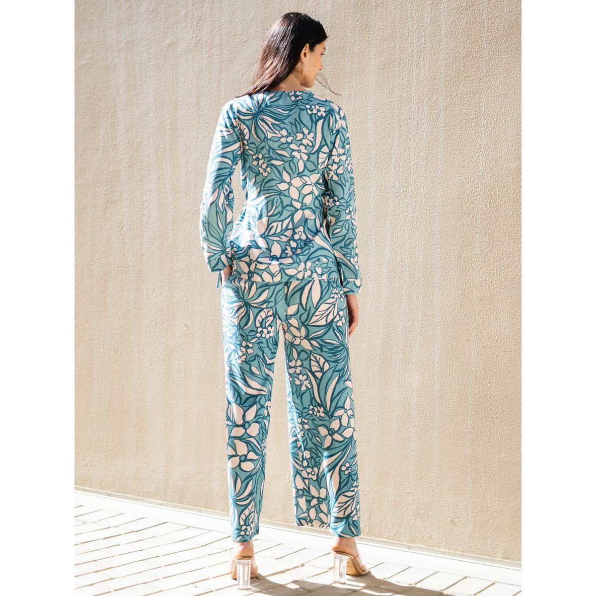 طقم منسق من بنطال وبلوزة بطبعة زهور-women-clothing-coordsets-image-5