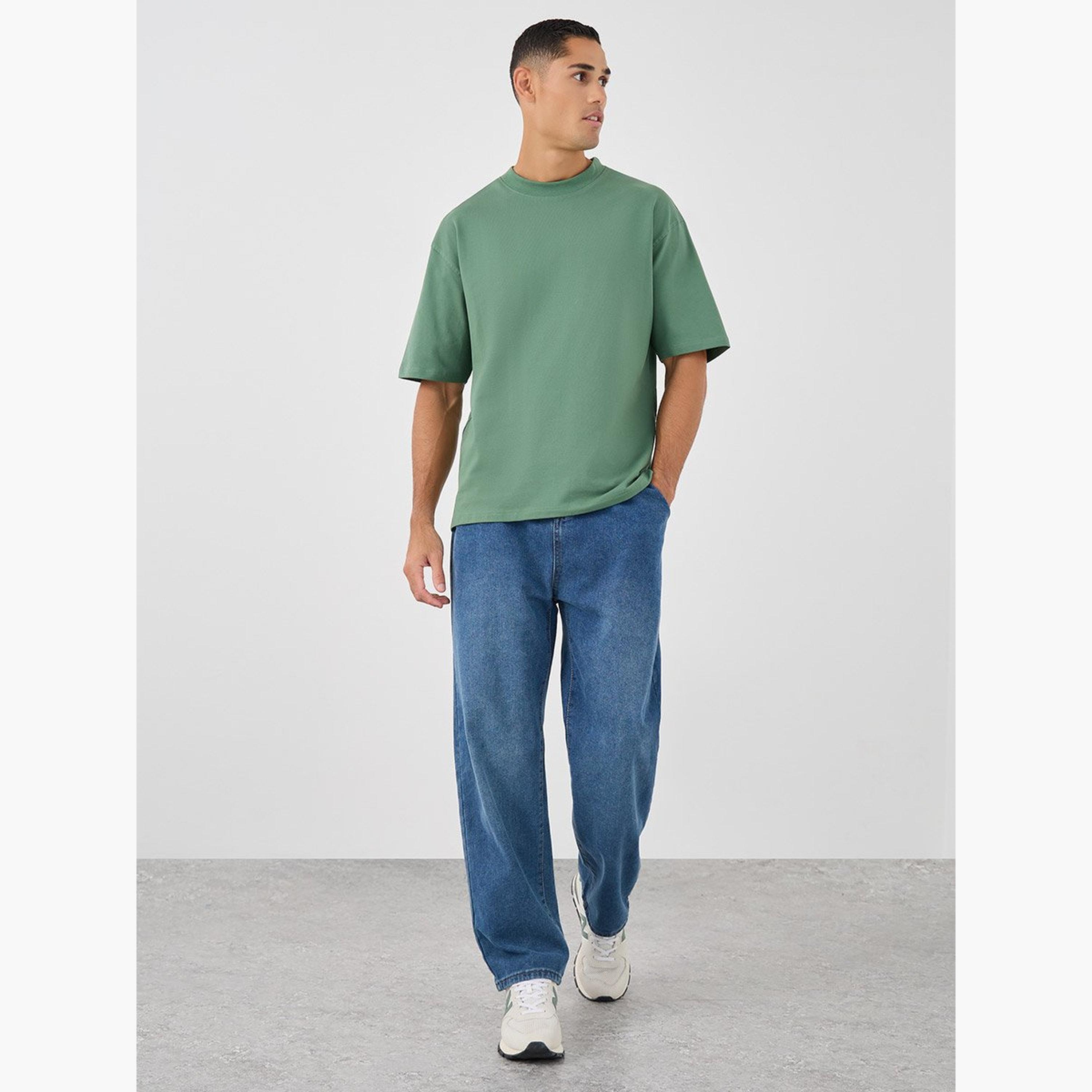ستايلي - تي شيرت قصير بقصّة مربعة ورقبة دائرية-men-clothing-tshirtsandpolos-tshirts-image-2