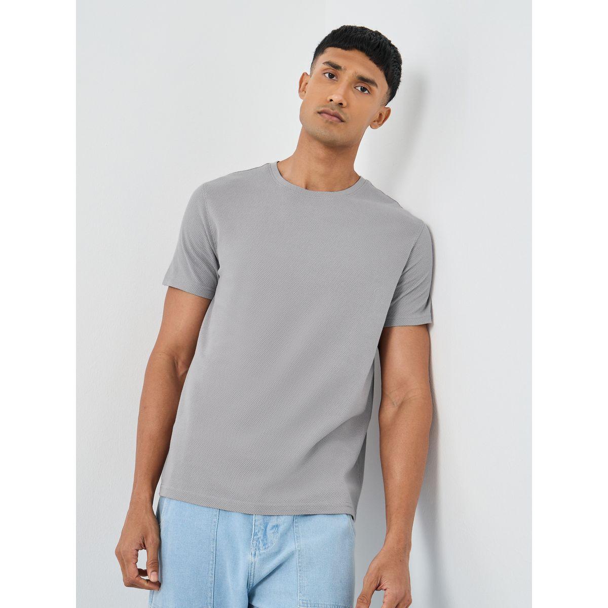 تيشيرت محبوك بتفاصيل بارزة الملمس وياقة دائرية-men-clothing-tshirtsandpolos-tshirts-image-1