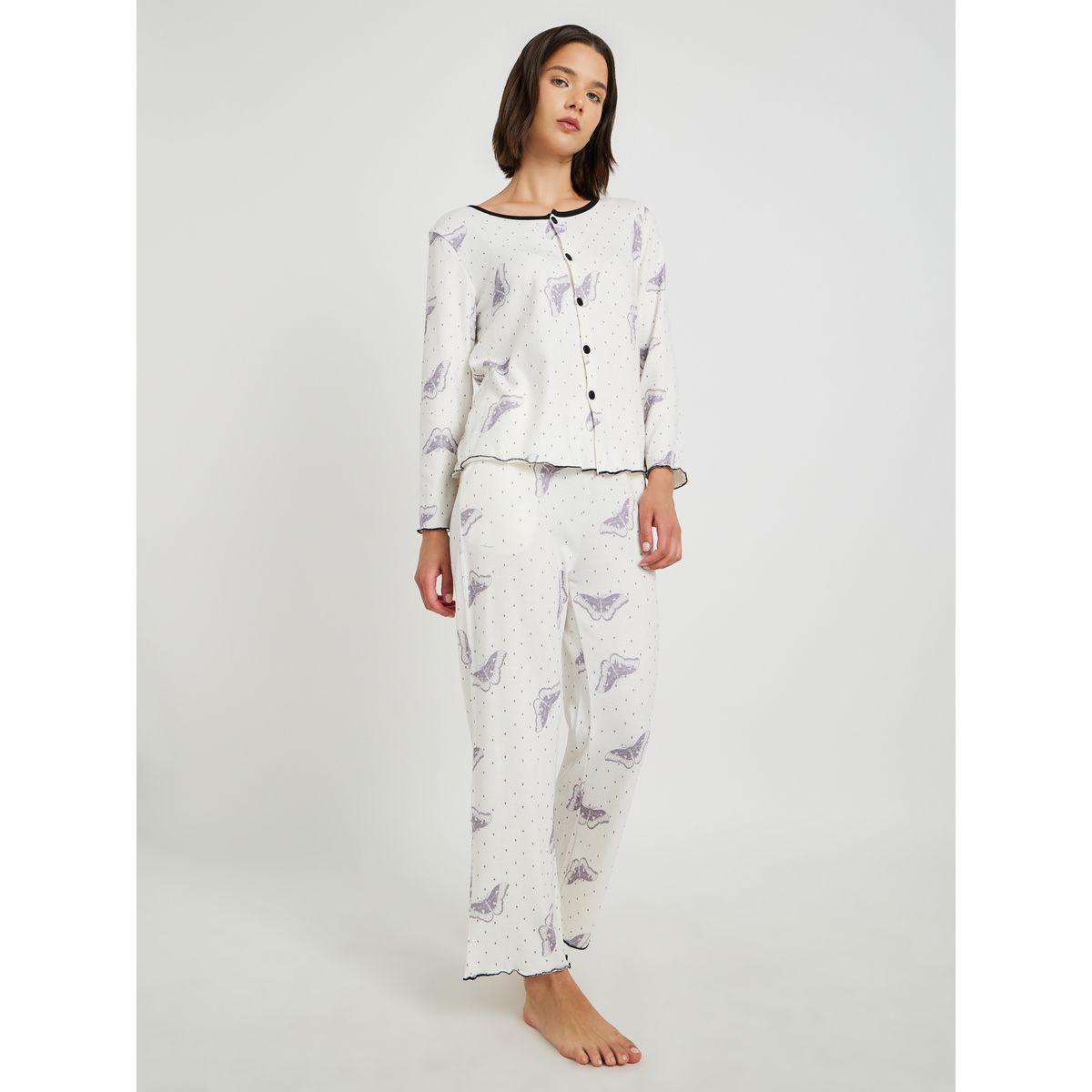 طقم بيجاما من بنطال وبلوزة بطبعات فراشة وأكمام طويلة-women-clothing-nightwear-pyjamas-longsets-image-1