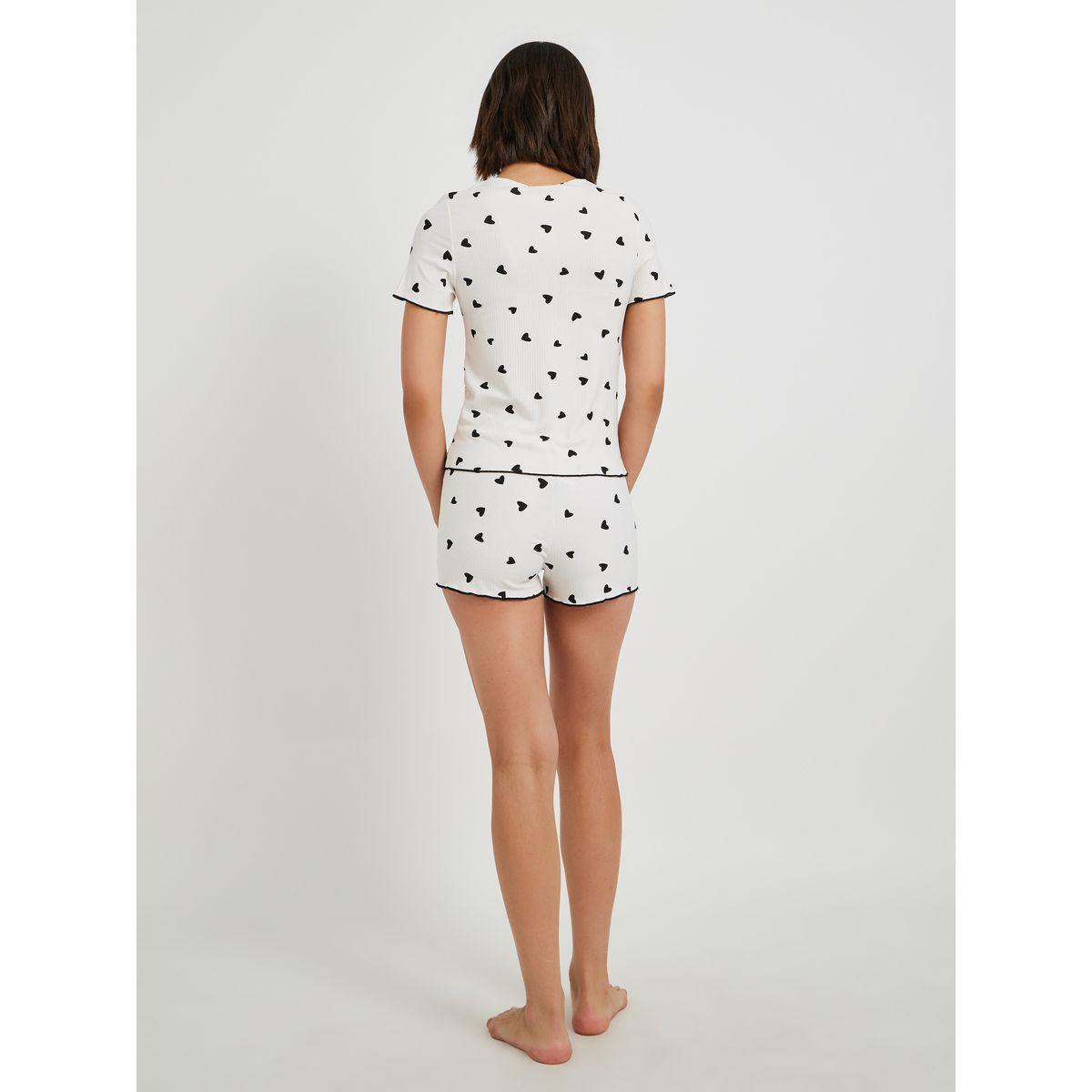 مجموعة من شورت وتيشيرت بأكمام قصيرة-women-clothing-nightwear-pyjamas-shortsets-image-5
