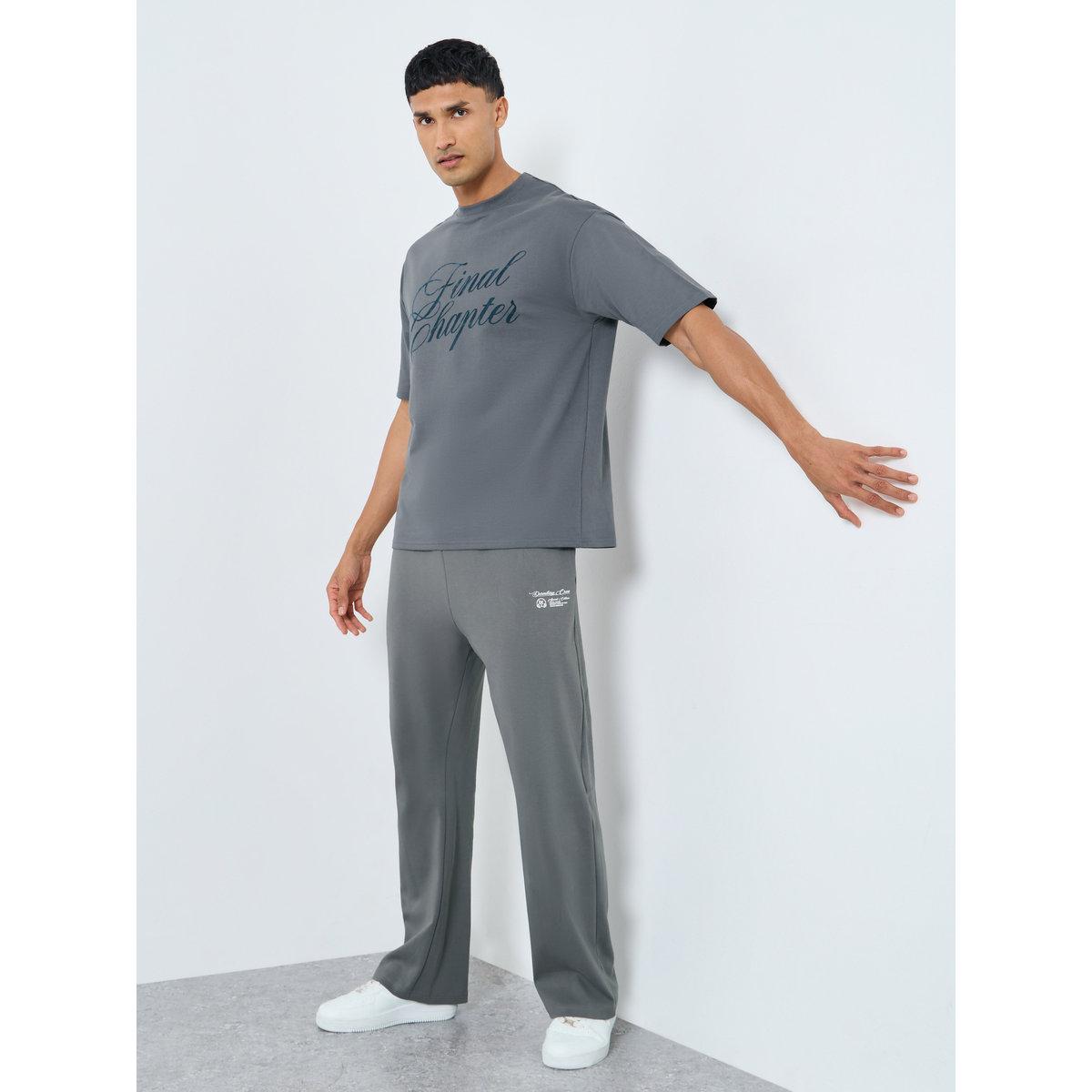 تيشيرت فضفاض بطبعة على الصدر-men-clothing-tshirtsandpolos-tshirts-image-2