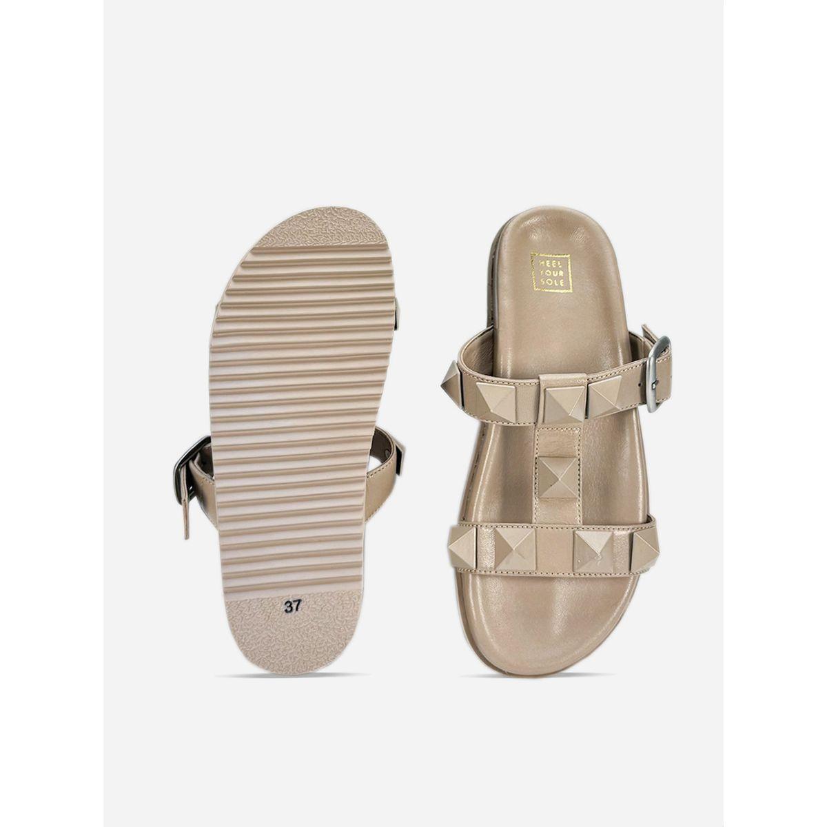 شبشب مرصع بالأحجار مع إبزيم-women-shoes-flipflopsandslides-image-5