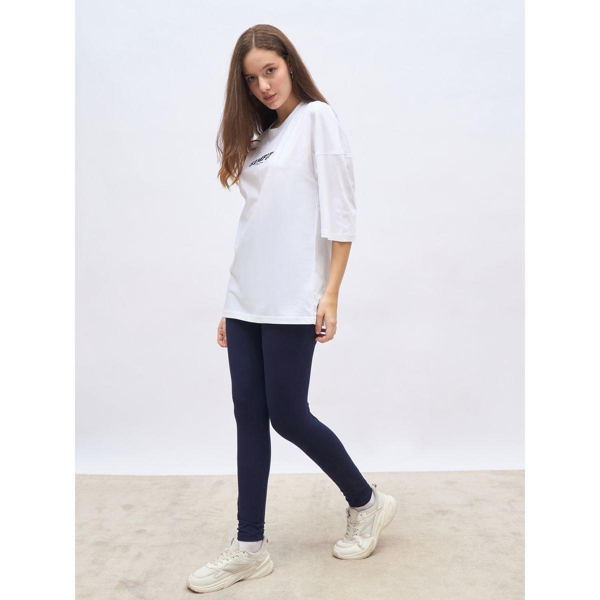 Styli Oversized T-Shirt and Badge Print Leggings Set-women-clothing-coordsets-image-3