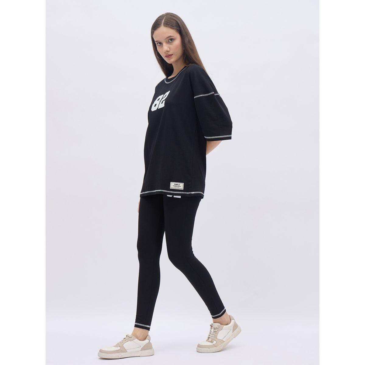 طقم منسق من ليقنز وتيشيرت فضفاض بطبعة جرافيك-women-clothing-coordsets-image-3