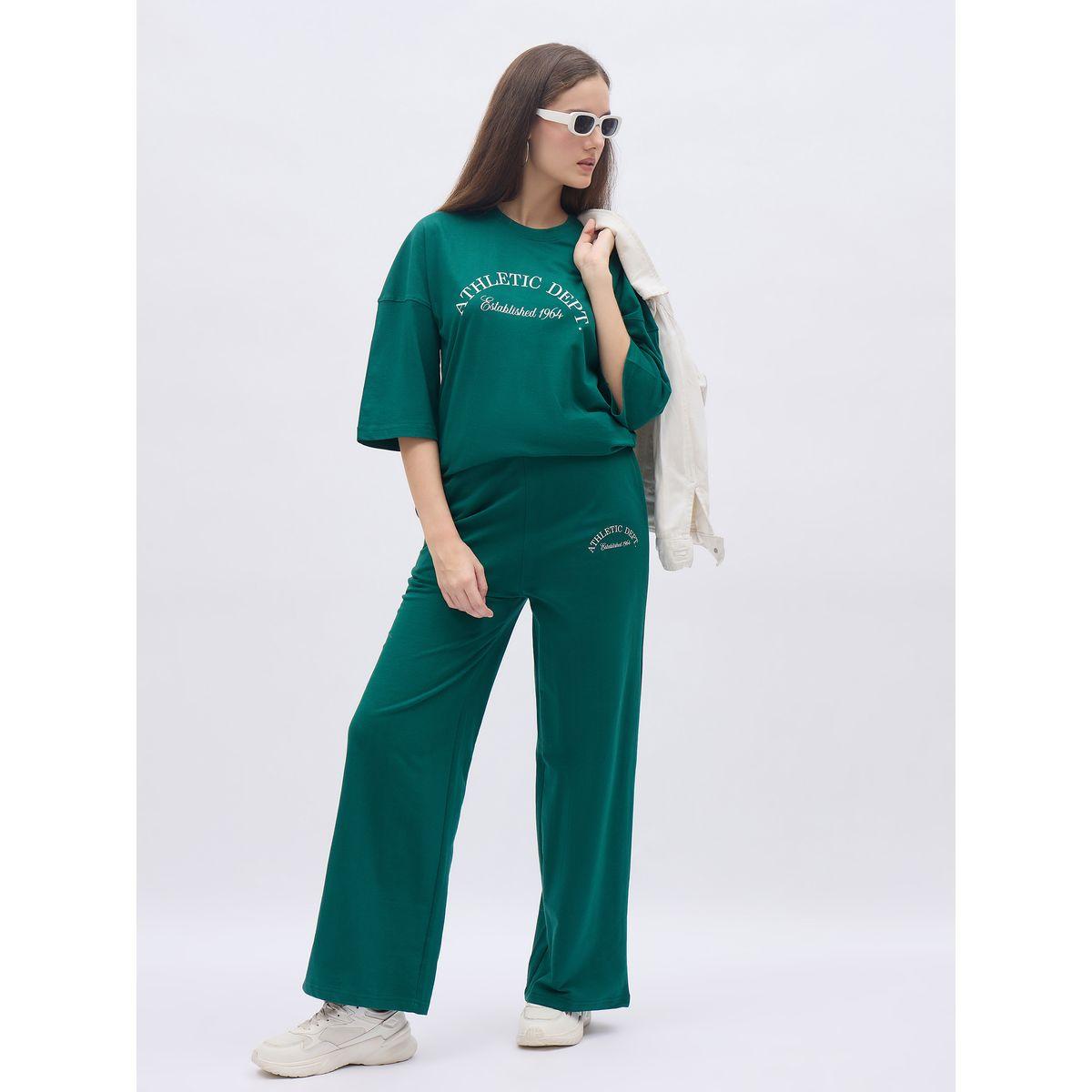 طقم منسق من جوغر وتيشيرت فضفاض بطبعة جرافيك-women-clothing-coordsets-image-1
