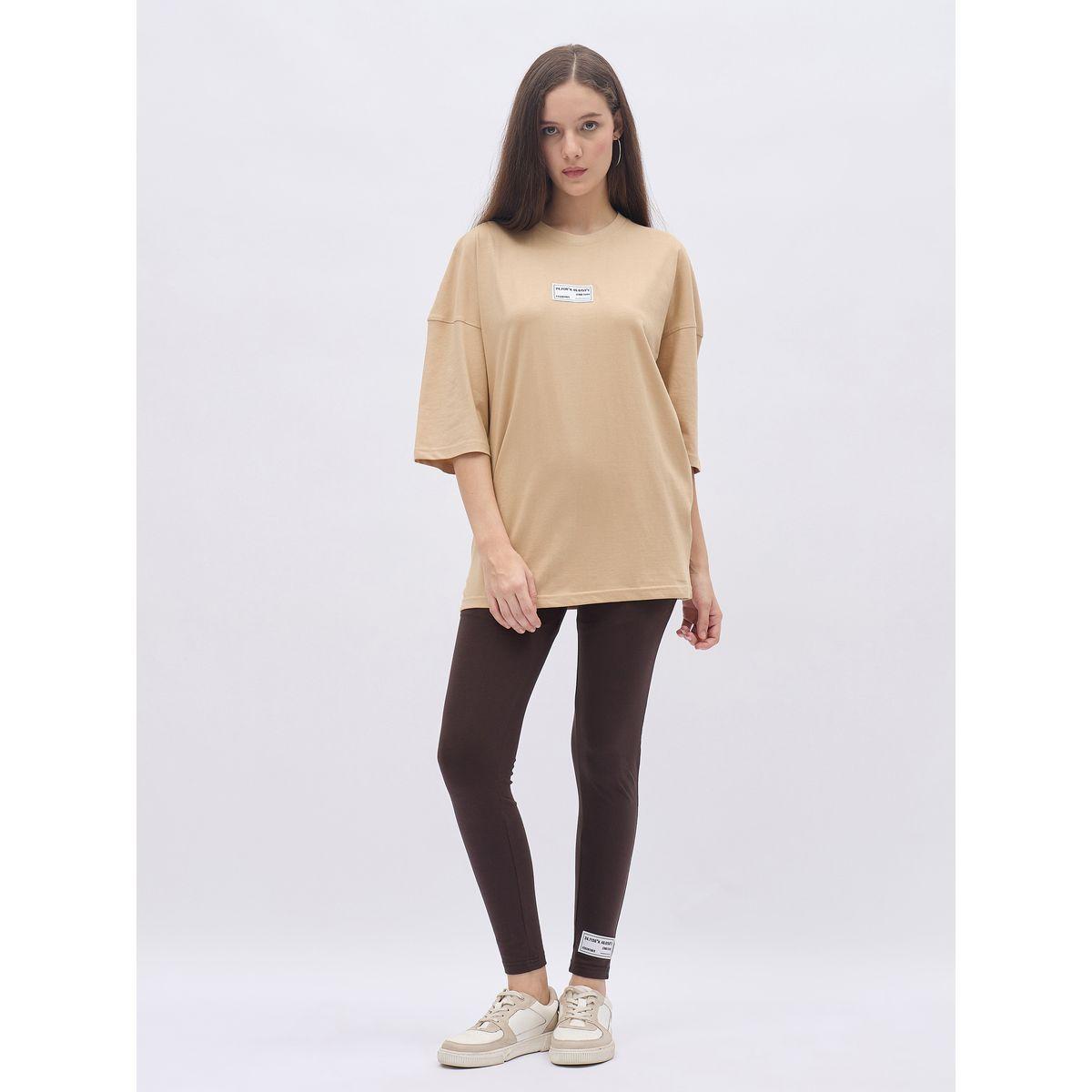 Styli Oversized T-Shirt and Badge Detail Leggings Co-Ords-women-clothing-coordsets-image-2