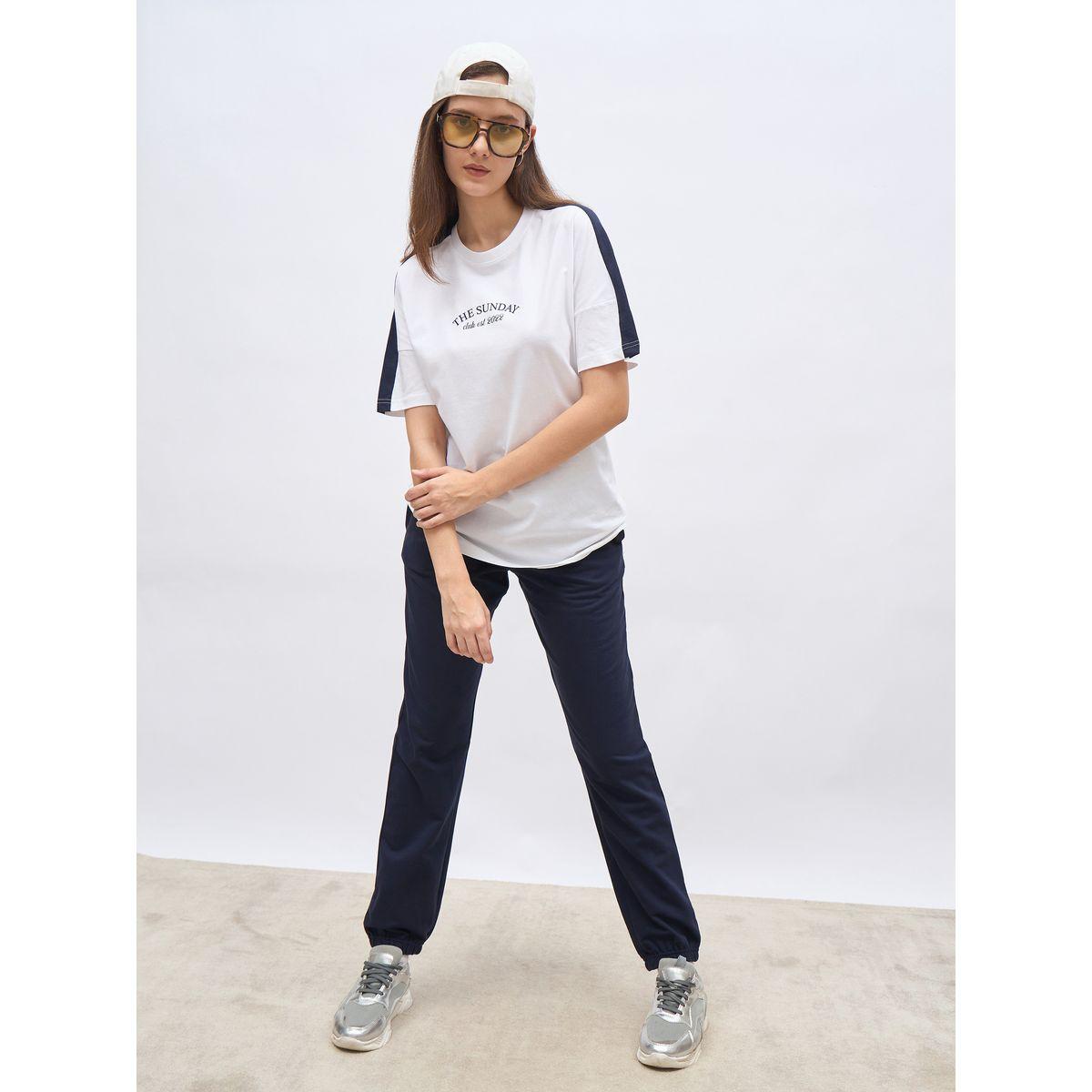 Styli White Oversized Slogan T-Shirt and Cuffed Joggers Set-women-clothing-coordsets-image-1