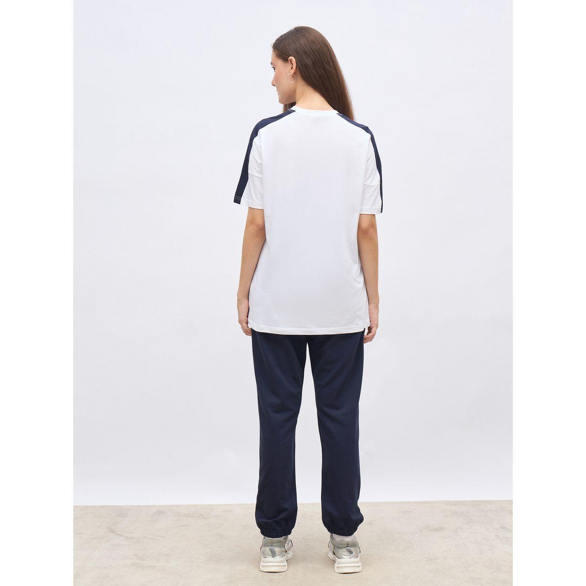Styli White Oversized Slogan T-Shirt and Cuffed Joggers Set-women-clothing-coordsets-image-5