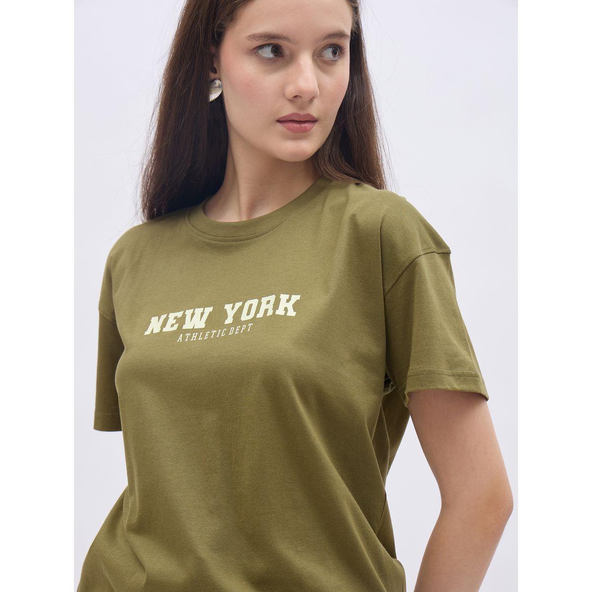 طقم منسق من جوغر من تيشيرت بطبعة كتابة-women-clothing-coordsets-image-4