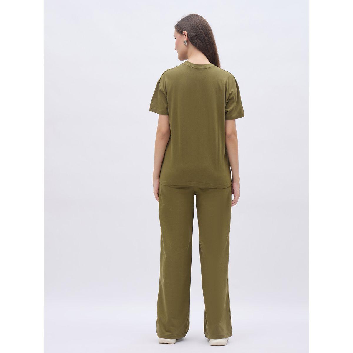 طقم منسق من جوغر من تيشيرت بطبعة كتابة-women-clothing-coordsets-image-5