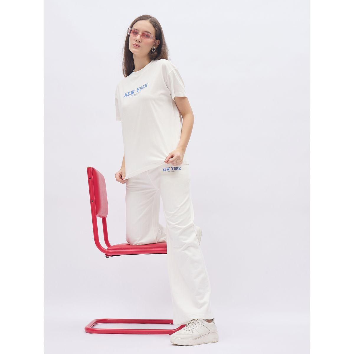 طقم منسق من جوغر وتيشيرت بطبعة كتابة-women-clothing-coordsets-image-6
