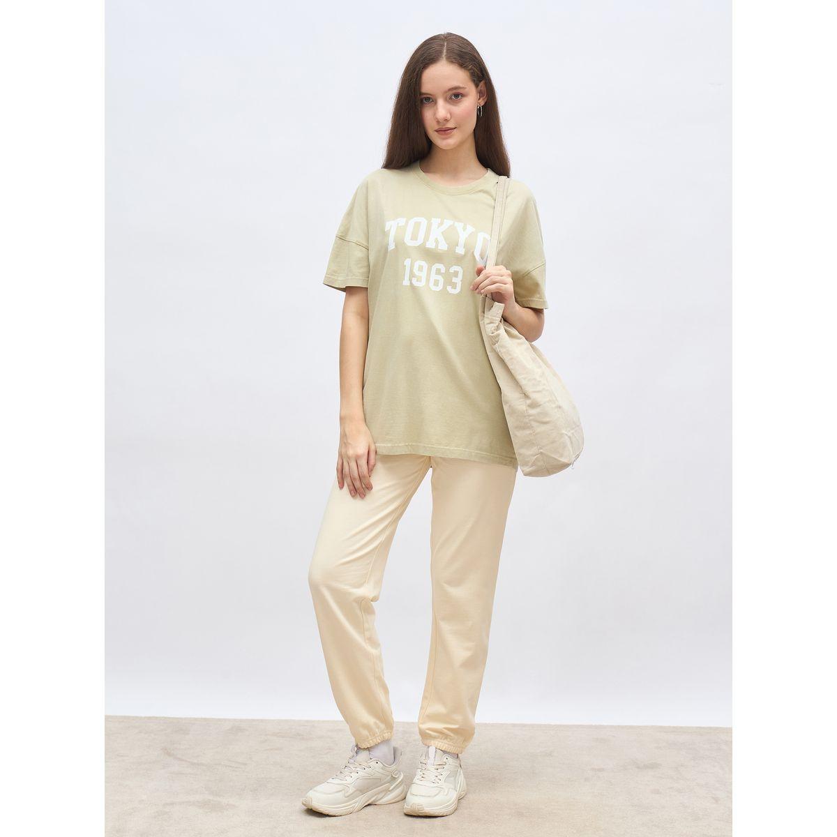 Styli Oversized Graphic T-Shirt and Cuffed Joggers Set-women-clothing-coordsets-image-1