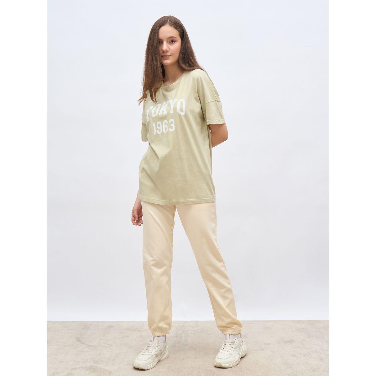 Styli Oversized Graphic T-Shirt and Cuffed Joggers Set-women-clothing-coordsets-image-2