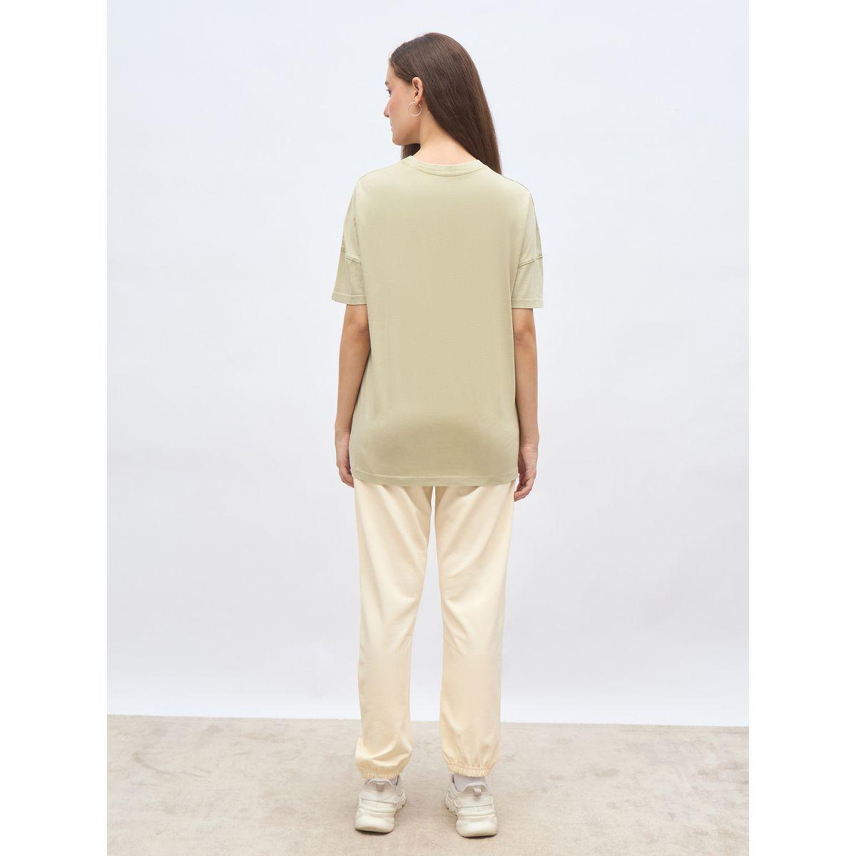 Styli Oversized Graphic T-Shirt and Cuffed Joggers Set-women-clothing-coordsets-image-5