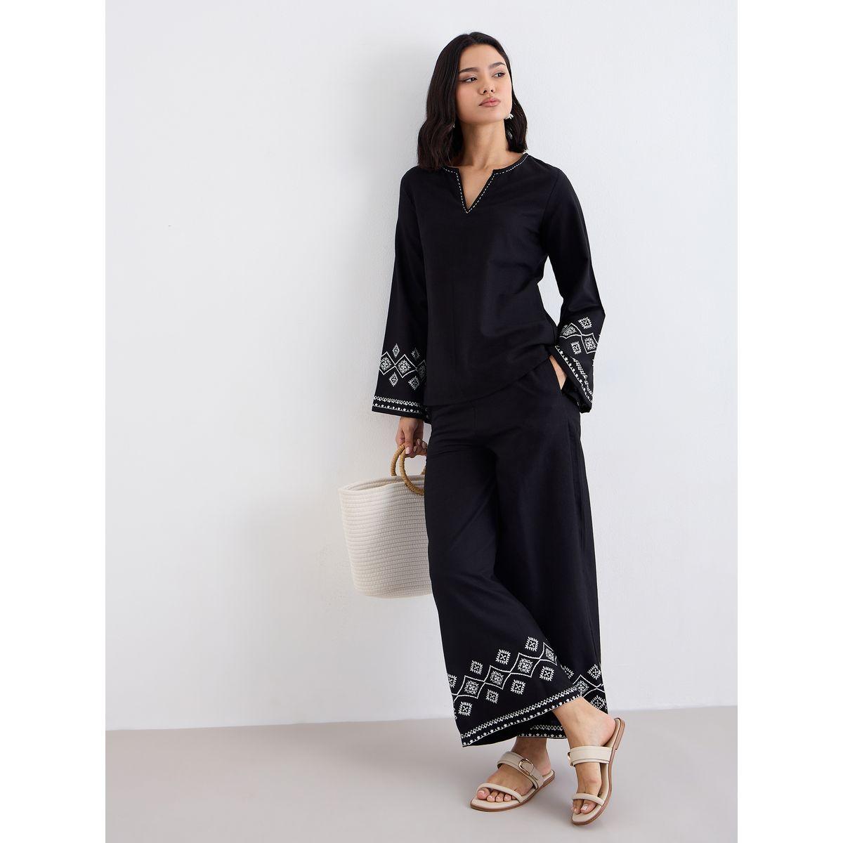 Styli Black Border Print Notch Neck Top and Pants Co-Ords-women-clothing-coordsets-image-1