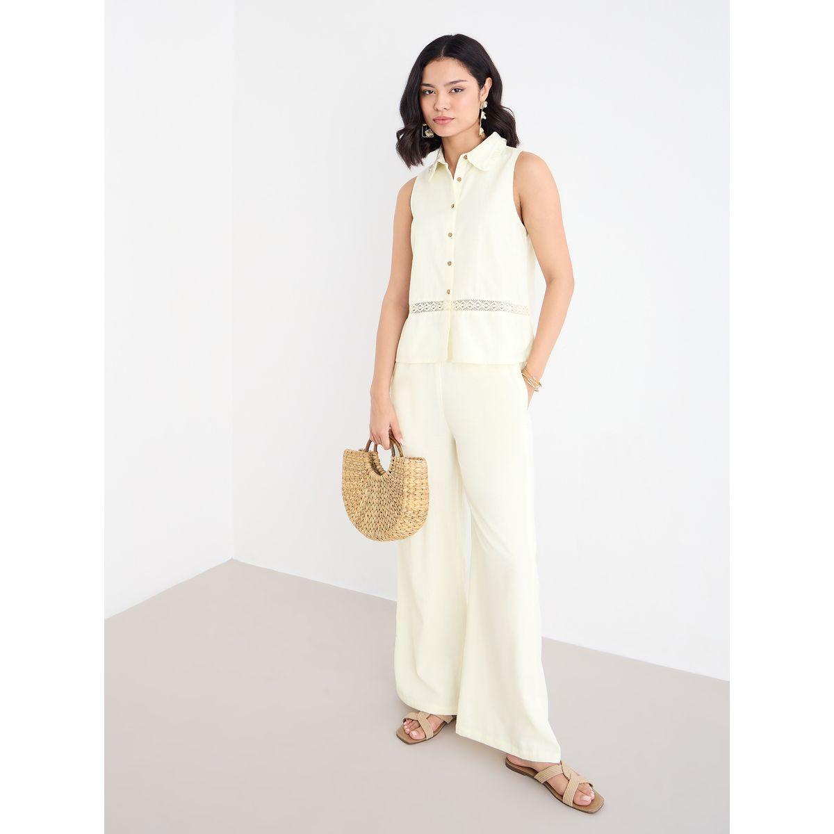 طقم منسق من بنطال بقصة أرجل واسعة وبلوزة-women-clothing-coordsets-image-1