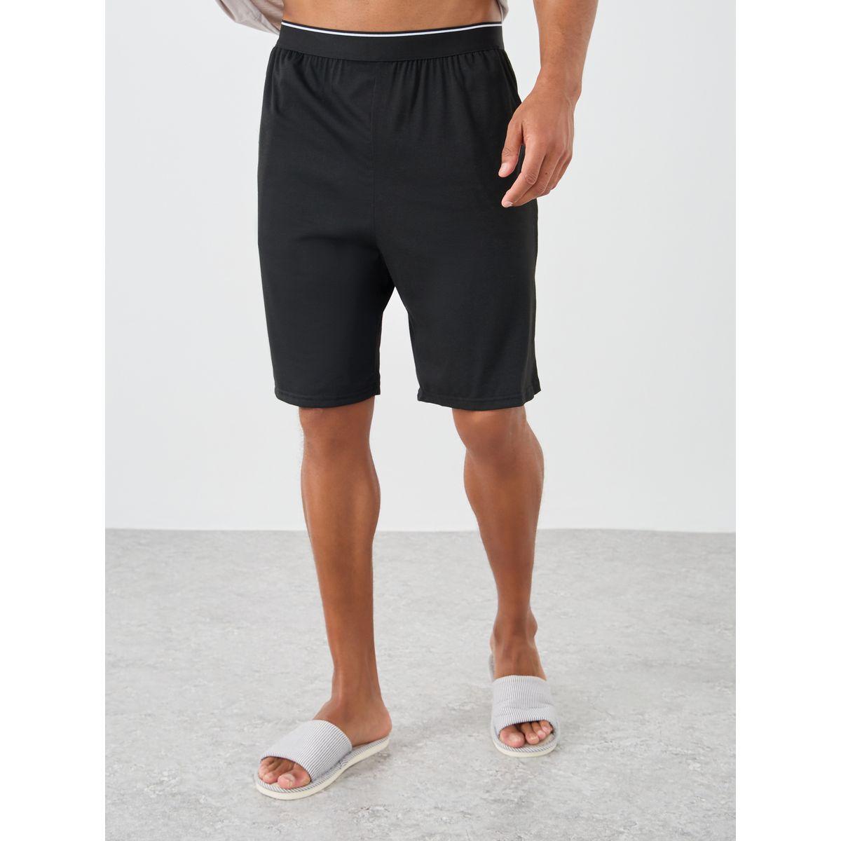 مجموعة من شورت وتيشيرت مخطط بأكمام قصيرة-men-clothing-nightwear-sets-image-4