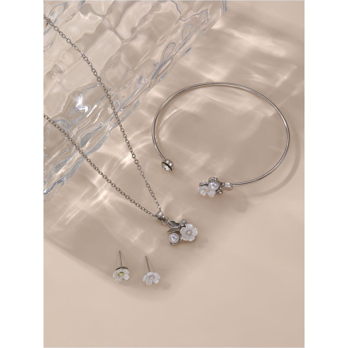 طقم من 3 - قلادة وسوار يد مع أقراط-women-watchesandjewellery-jewellery-jewellerysets-image-4