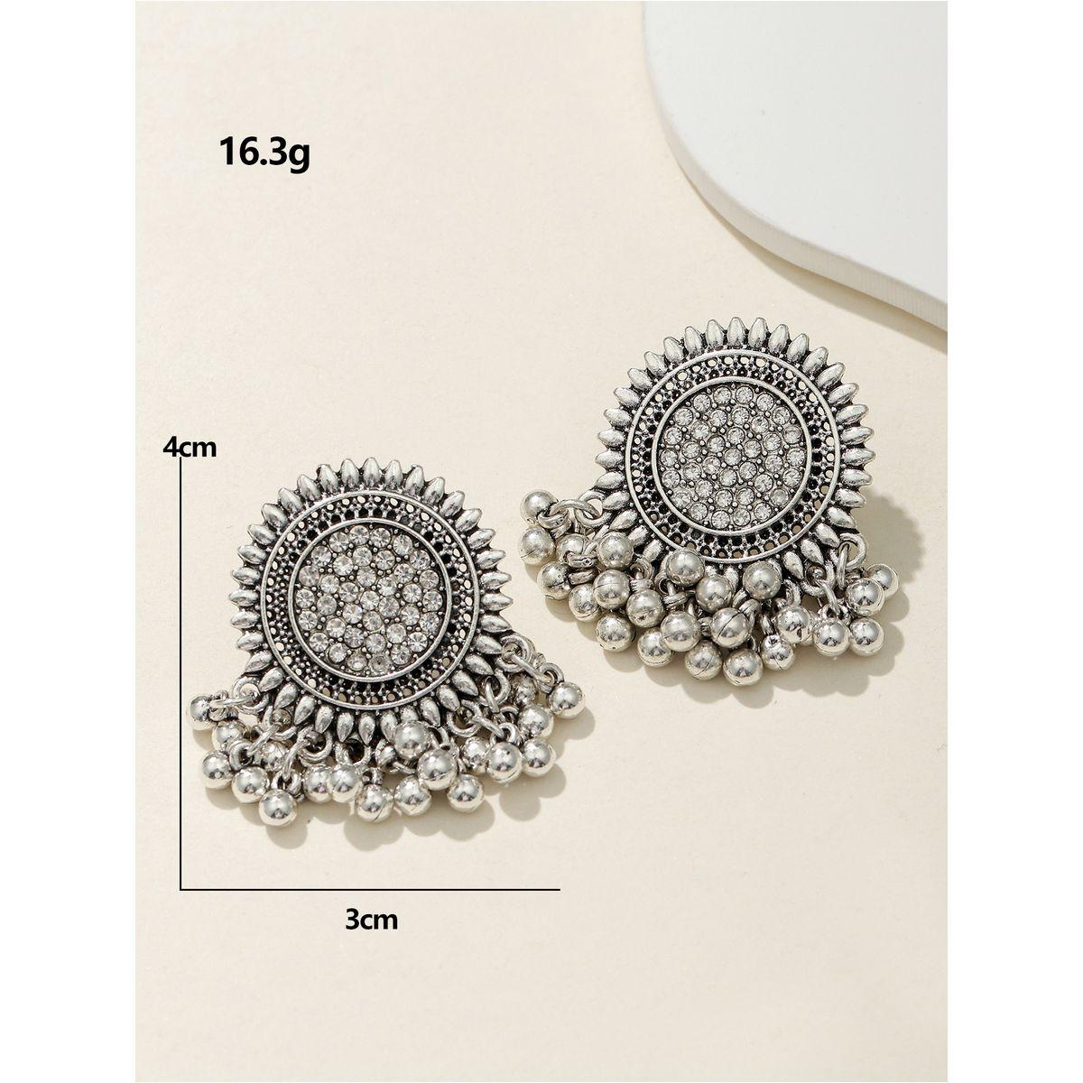 أقراط بتفاصيل شراشيب-women-watchesandjewellery-jewellery-earrings-image-1