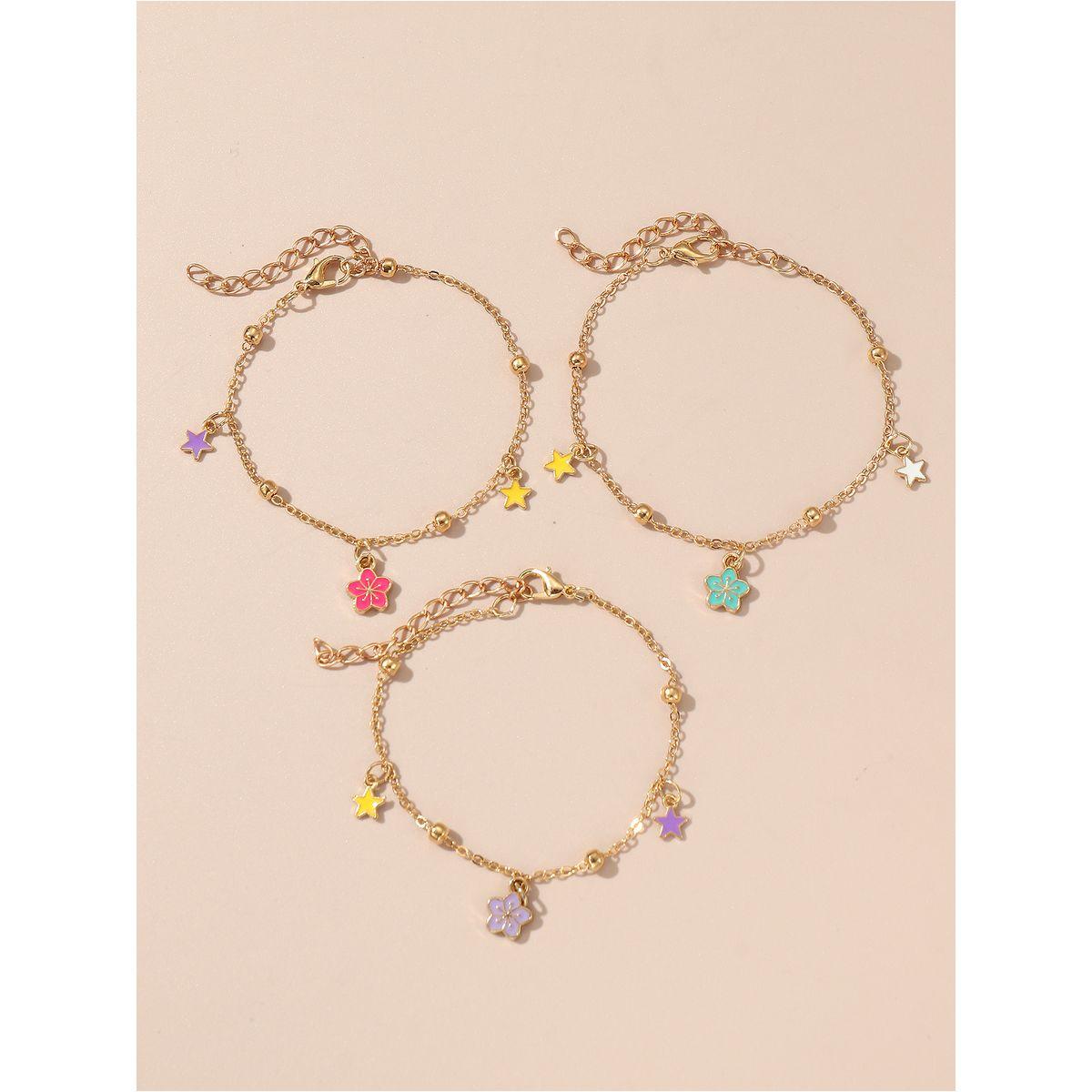 مجموعة من 3 اساور يد كاجوال-women-watchesandjewellery-jewellery-banglesandbracelets-image-1