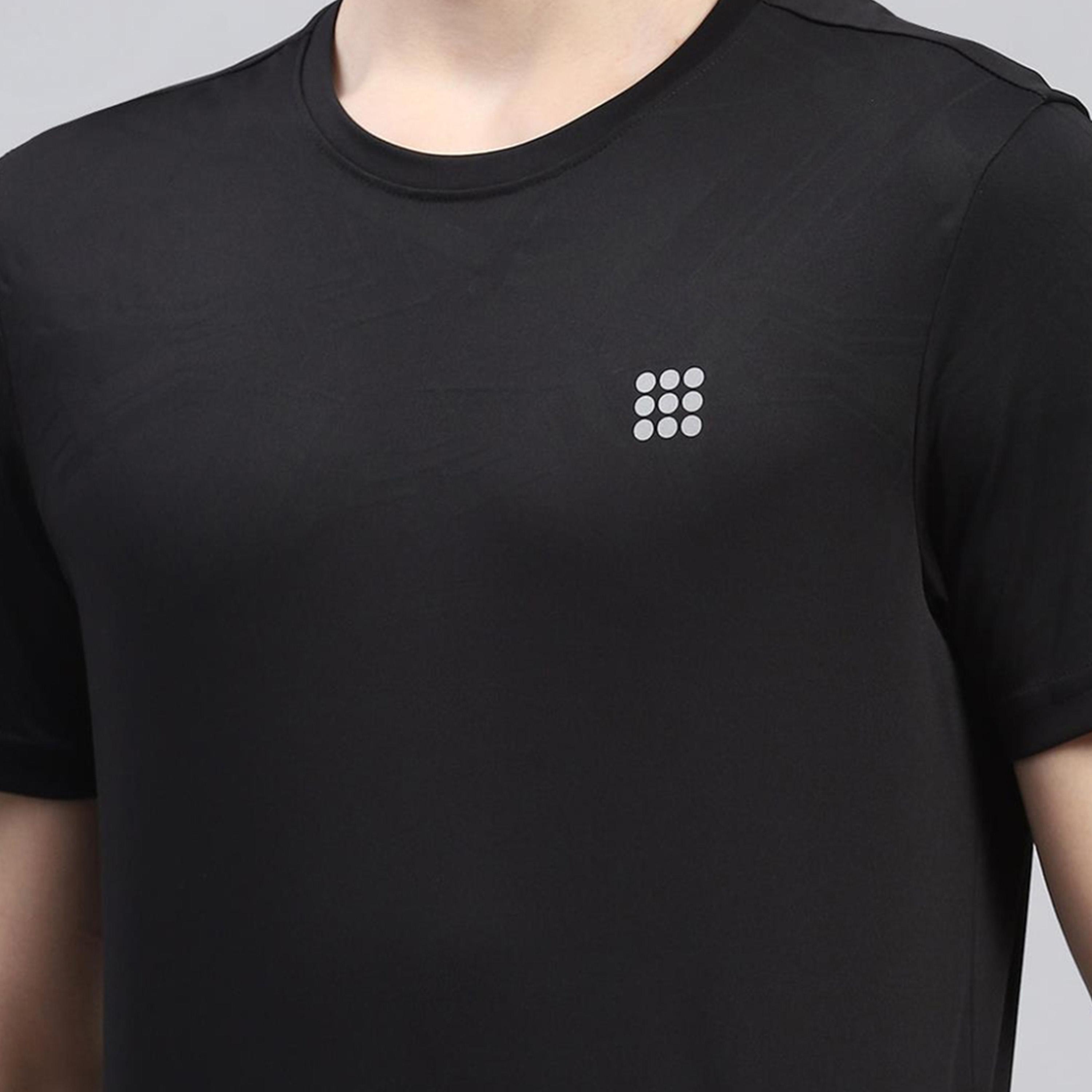 روك.ات ×ستايلي-  تي شيرت رجالي أسود سادة رقبة دائرية وأكمام قصيرة-men-clothing-tshirtsandpolos-tshirts-image-6