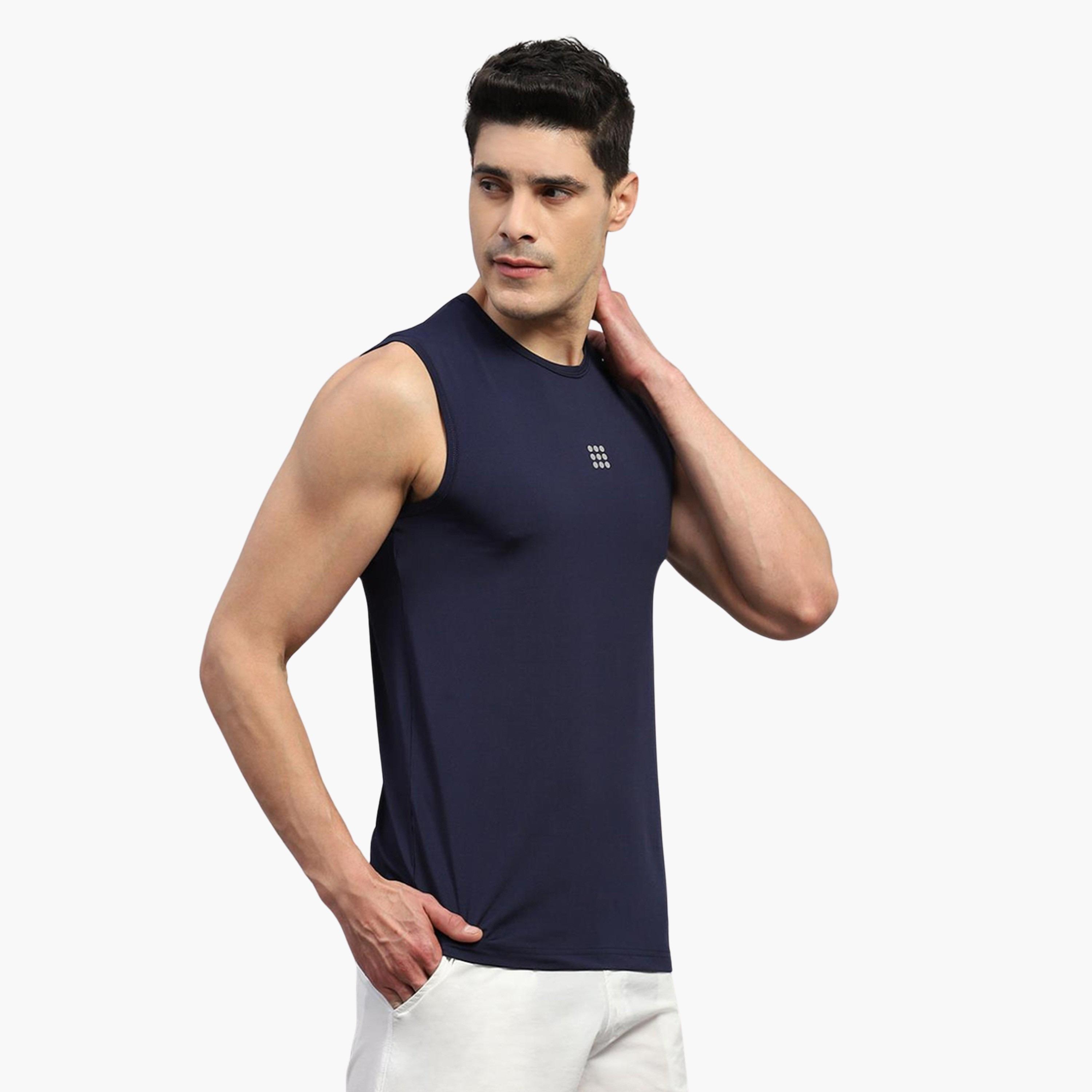 Rock.it X Styli Men Sky Blue Solid Round Neck T-Shirt-men-clothing-tshirtsandpolos-tshirts-image-3