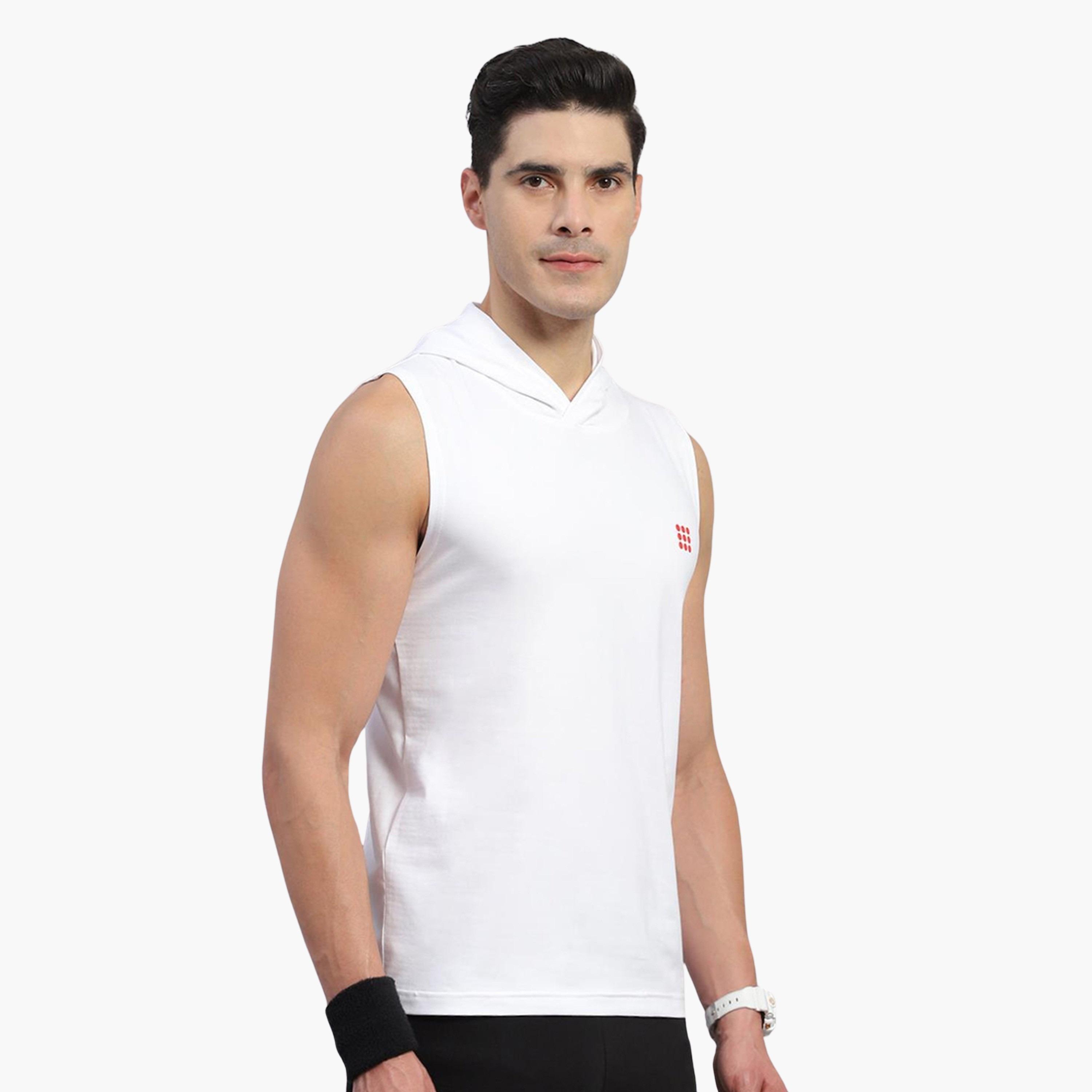 روك.ات ×ستايلي- تي شيرت رجالي أبيض بغطاء رأس وبدون أكمام ومقاس عادي-men-clothing-tshirtsandpolos-tshirts-image-3