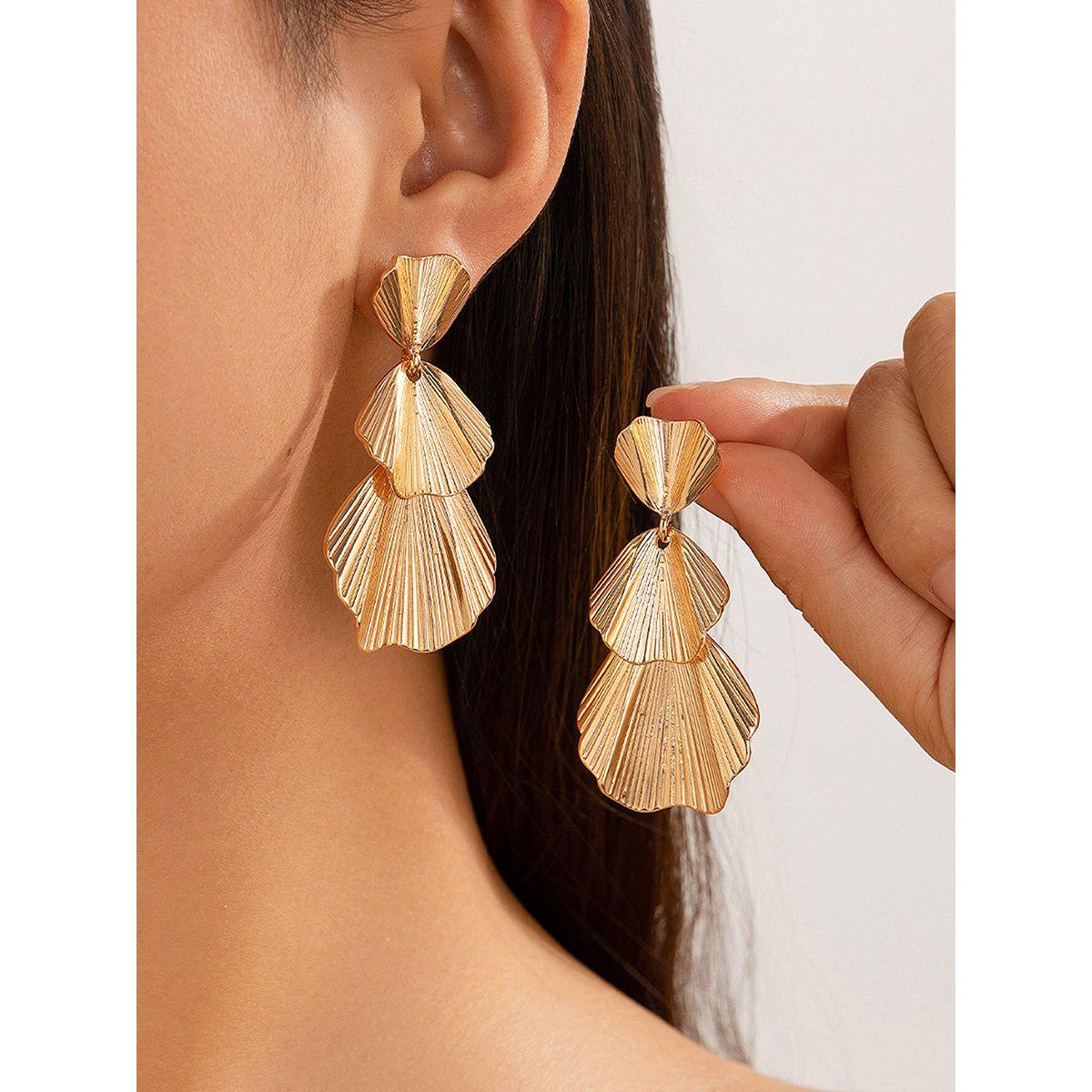 Styli Retro Big Pendant Earrings-women-watchesandjewellery-jewellery-earrings-image-2