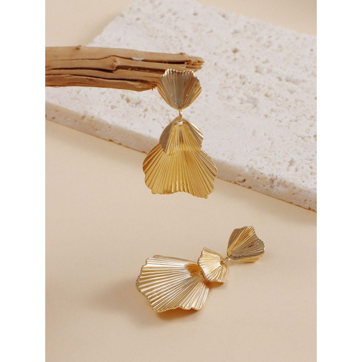 Styli Retro Big Pendant Earrings-women-watchesandjewellery-jewellery-earrings-image-4