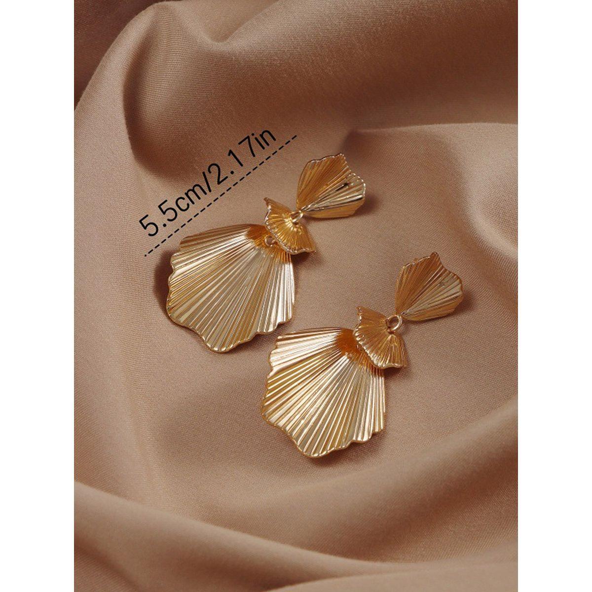 Styli Retro Big Pendant Earrings-women-watchesandjewellery-jewellery-earrings-image-6