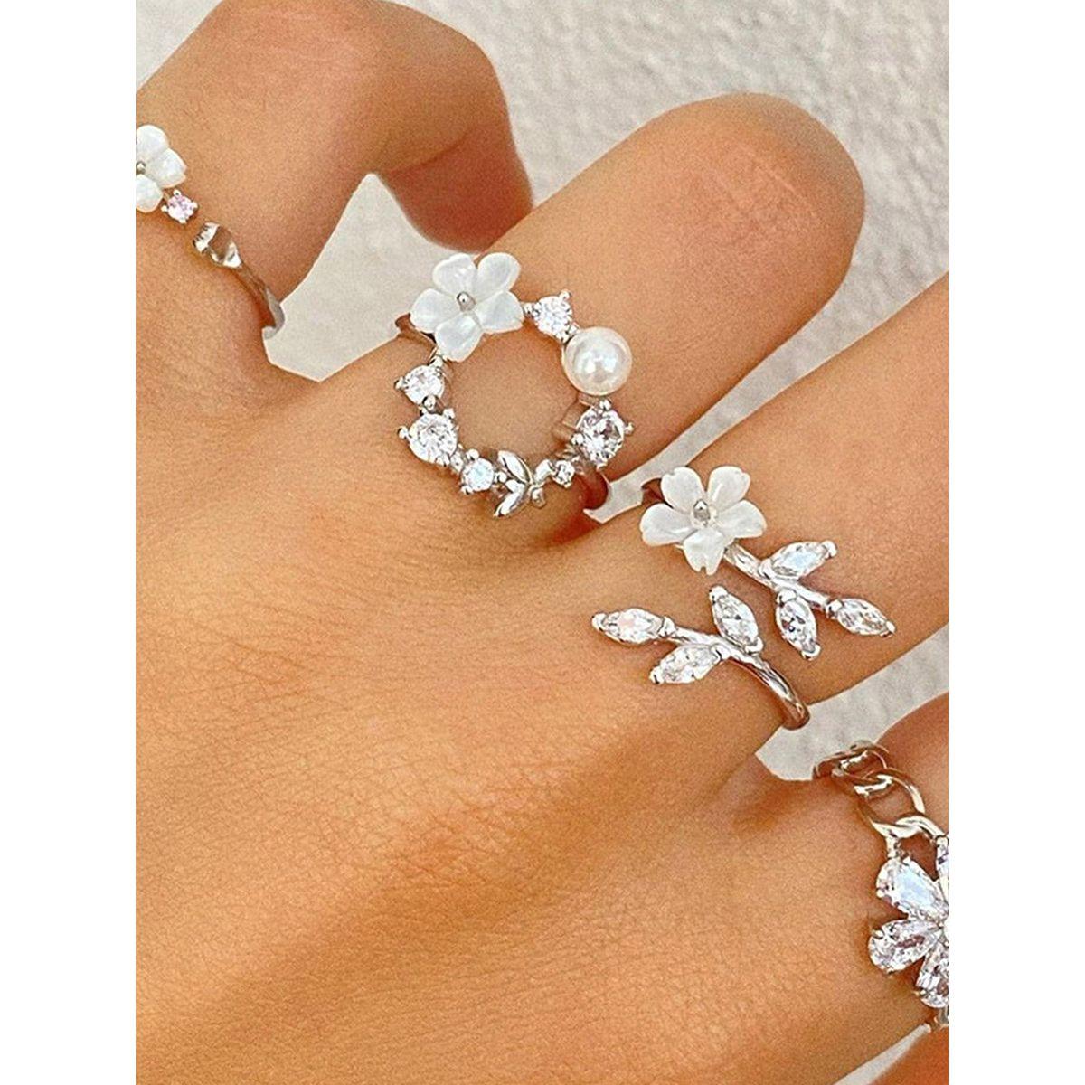 مجموعة من 4 - خواتم مُنمقة بلؤلؤ صناعي-women-watchesandjewellery-jewellery-rings-image-1