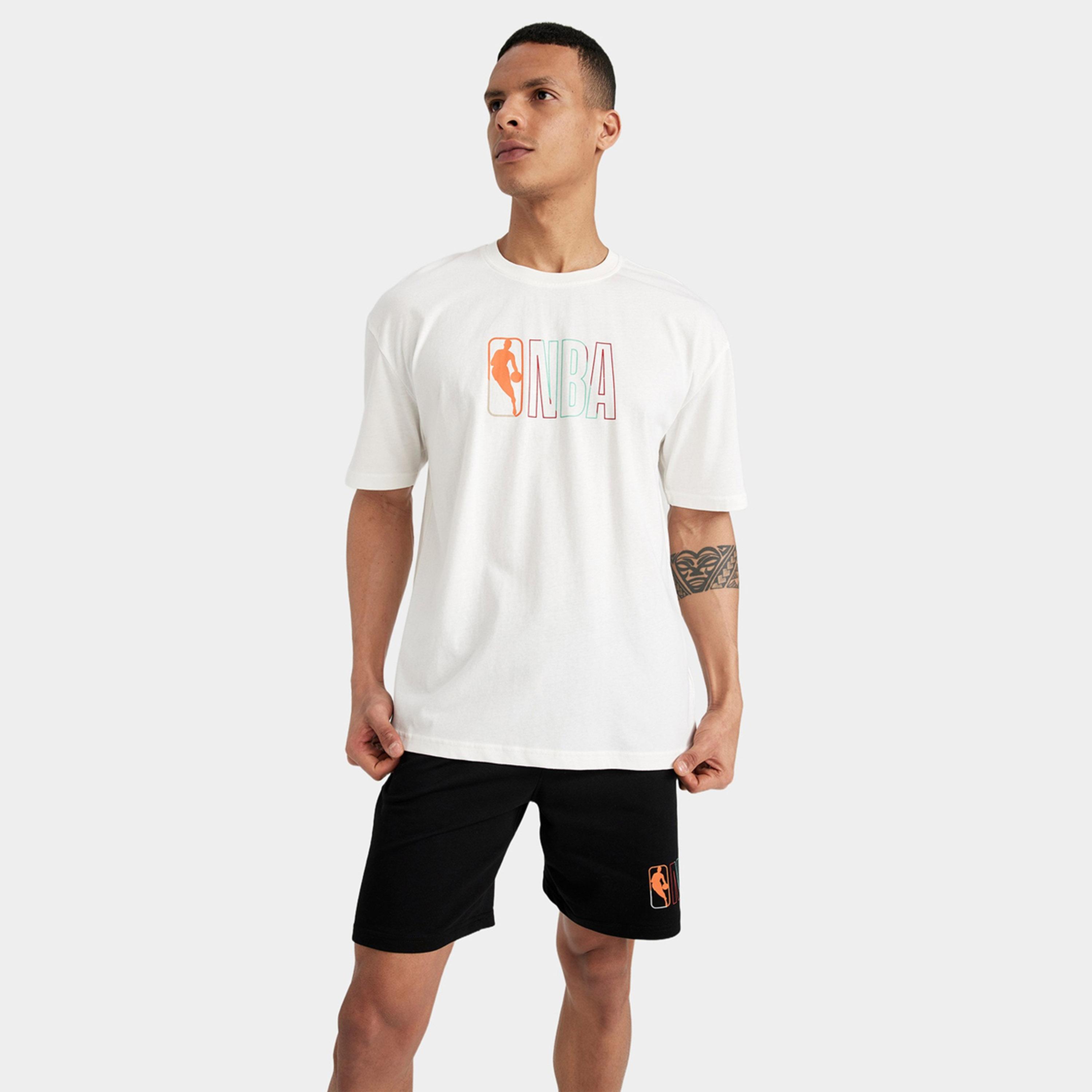 DeFacto X Styli Defacto Fit NBA Licensed Oversize Fit Crew Neck T-Shirt-men-clothing-tshirtsandpolos-tshirts-image-3
