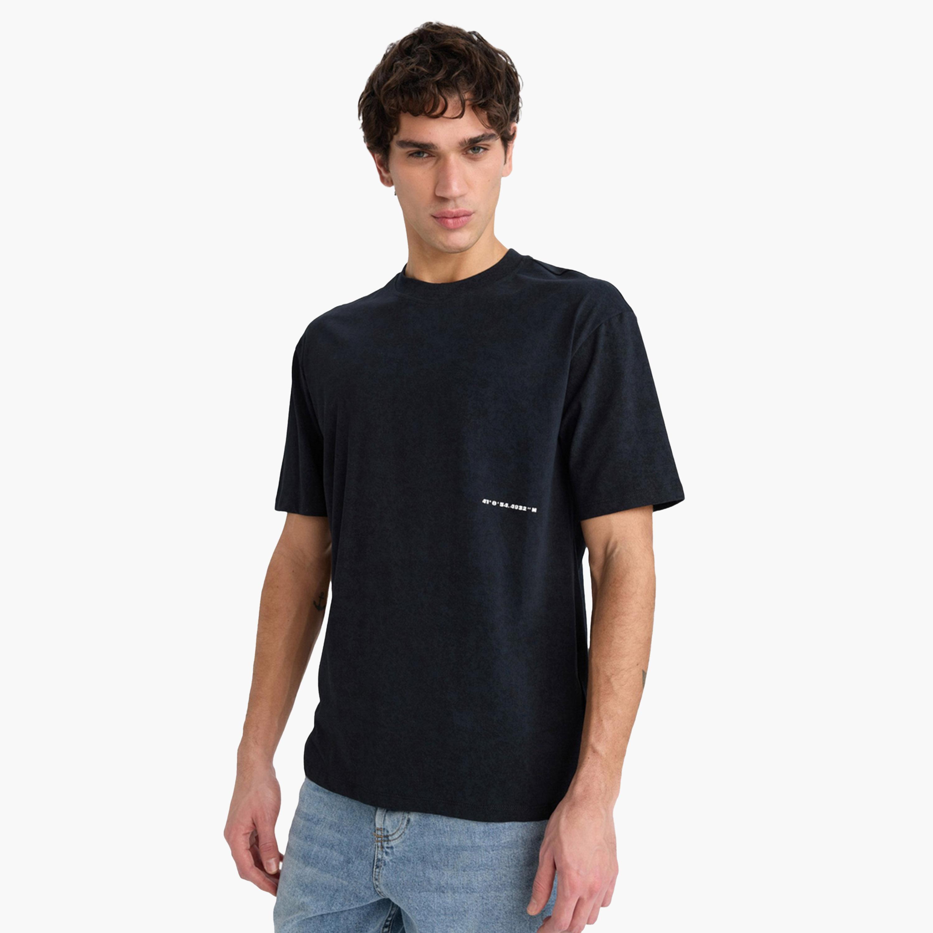 DeFacto X Styli Men Black Boxy Fit Crew Neck Printed TShirt-men-clothing-tshirtsandpolos-tshirts-image-6
