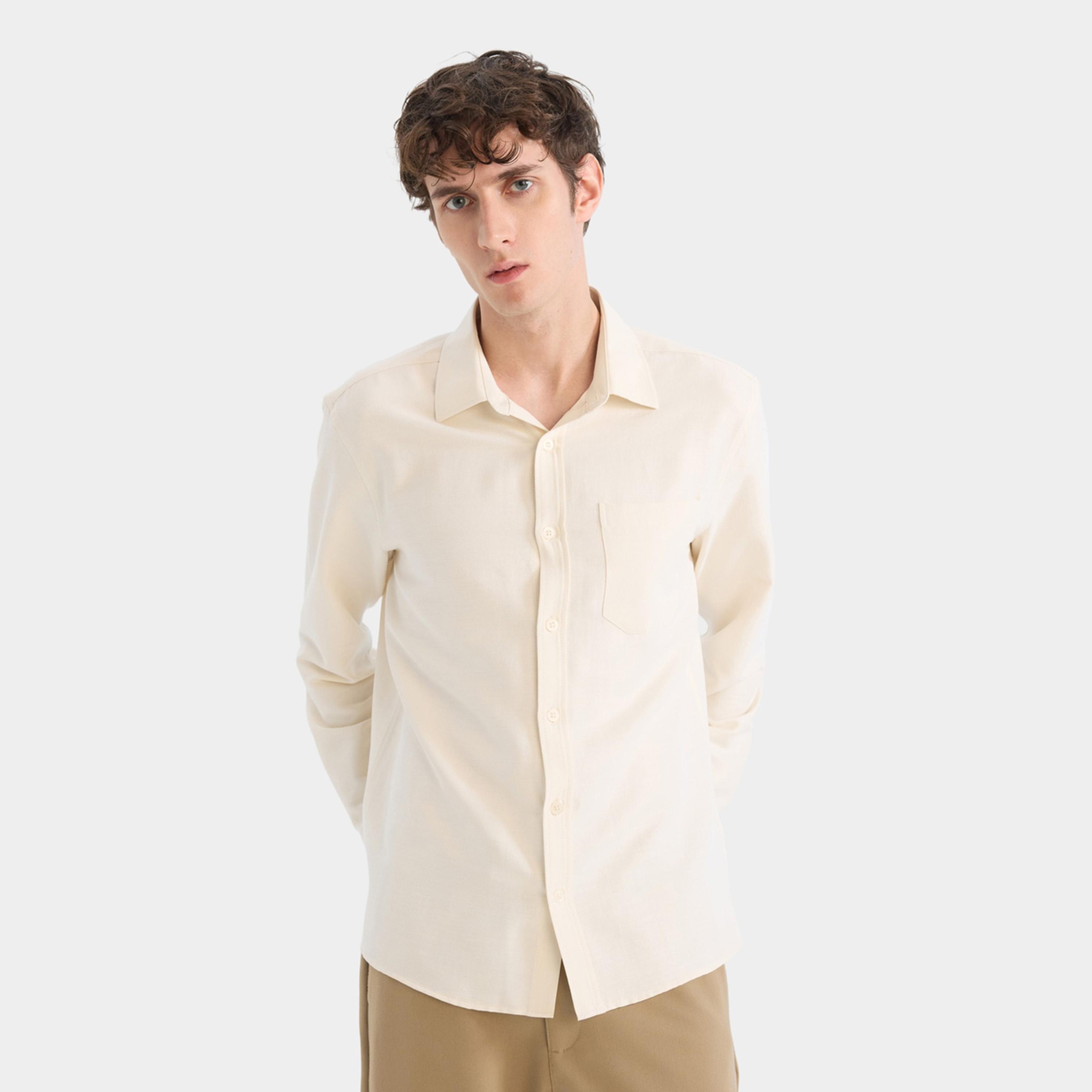 ديفاكتو × ستايلي-  قميص رجالي بيج بأكمام طويلة وأزرار-men-clothing-shirts-image-1