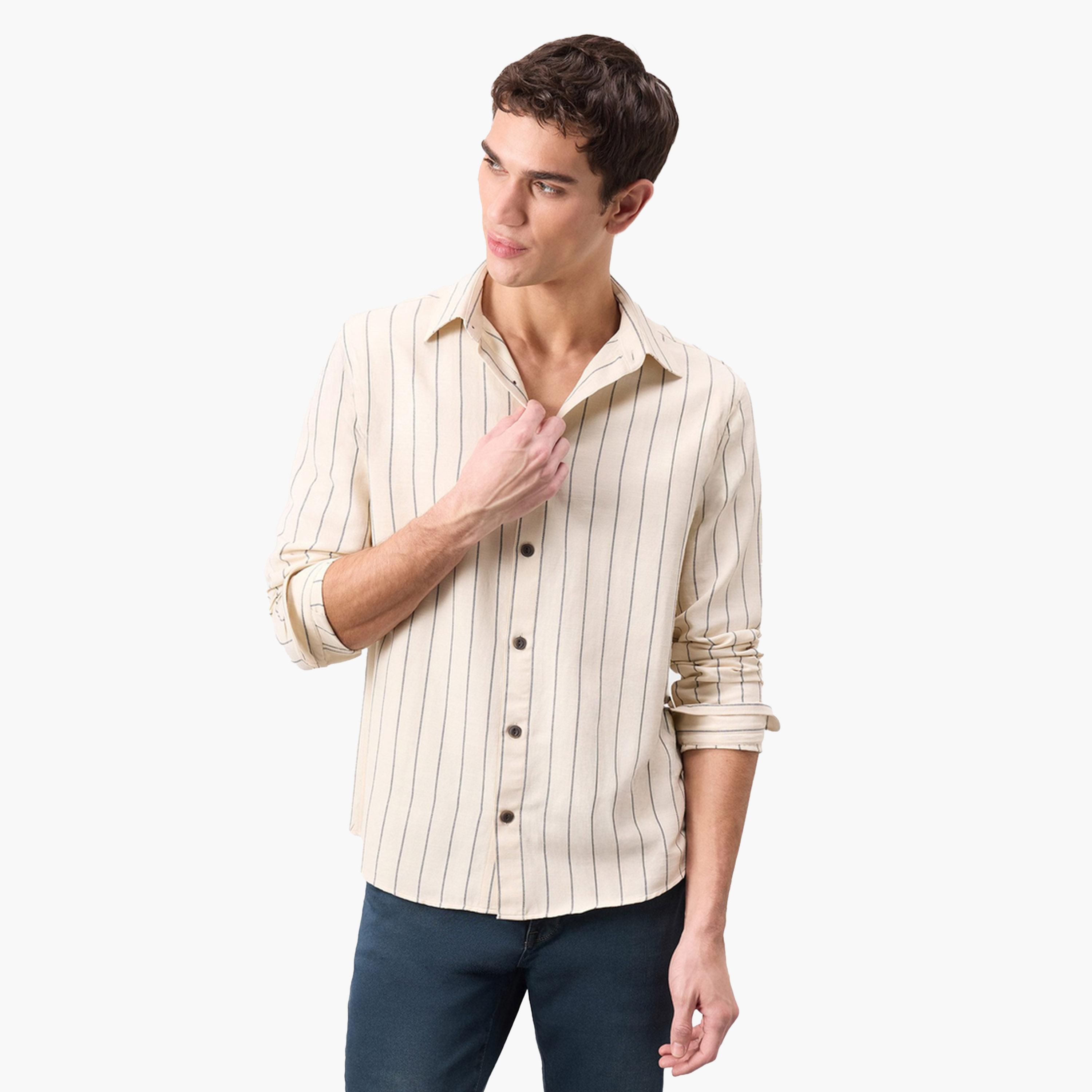 ديفاكتو × ستايلي-  قميص رجالي بيج منقوش بأزرار وأكمام طويلة-men-clothing-shirts-image-6