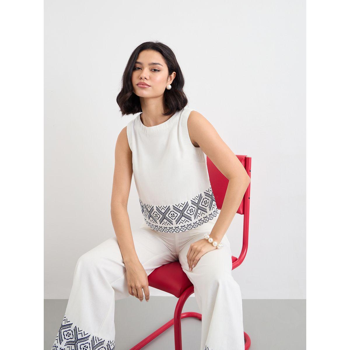 Styli Women Border Print Sleeveless Top and Pants Co-Ords-women-clothing-coordsets-image-5