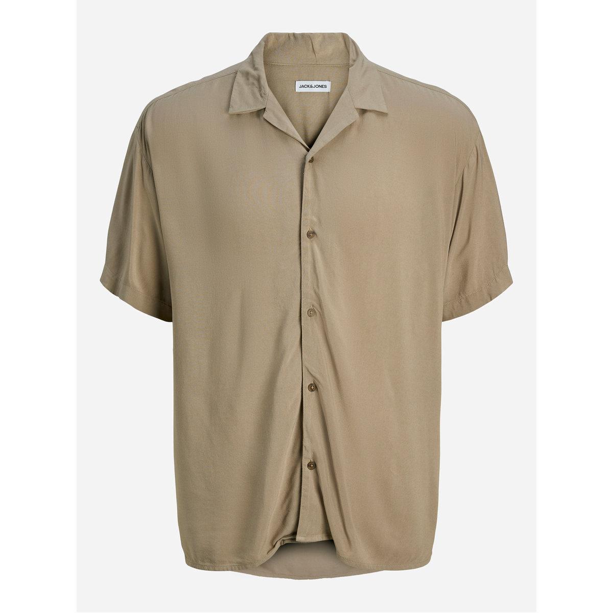 قميص سادة بياقة ريزورت وأكمام قصيرة-men-clothing-shirts-image-1
