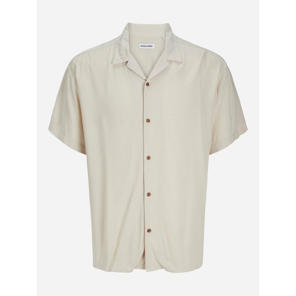 قميص سادة بياقة ريزورت وأكمام قصيرة-men-clothing-shirts-image-1
