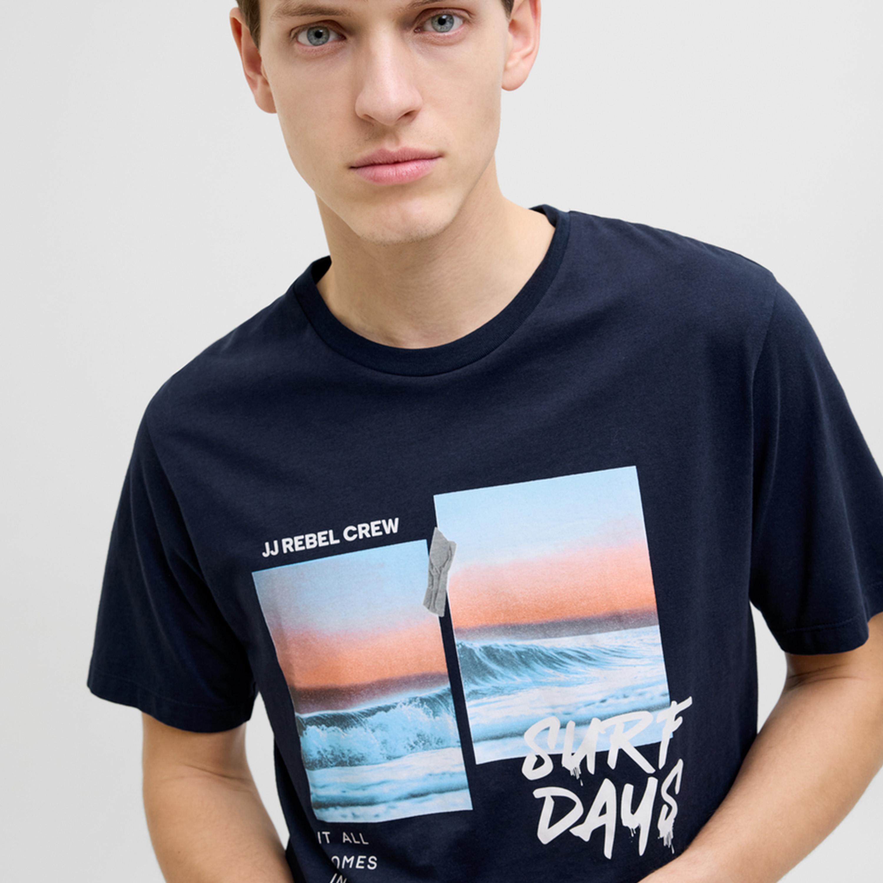 REBEL x Styli Graphic Print Crew Neck Regular Fit T-Shirt-men-clothing-tshirtsandpolos-tshirts-image-2
