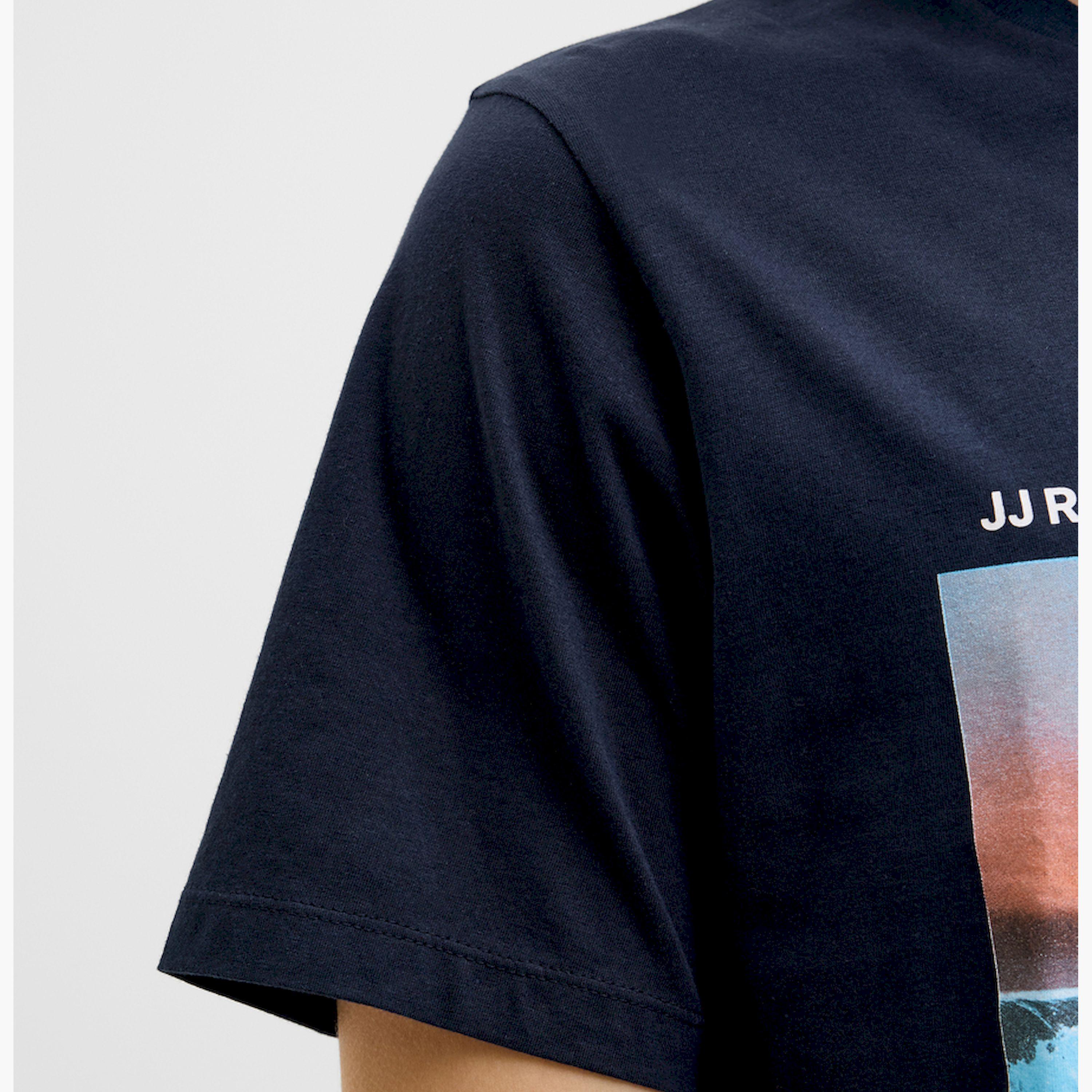 REBEL x Styli Graphic Print Crew Neck Regular Fit T-Shirt-men-clothing-tshirtsandpolos-tshirts-image-4