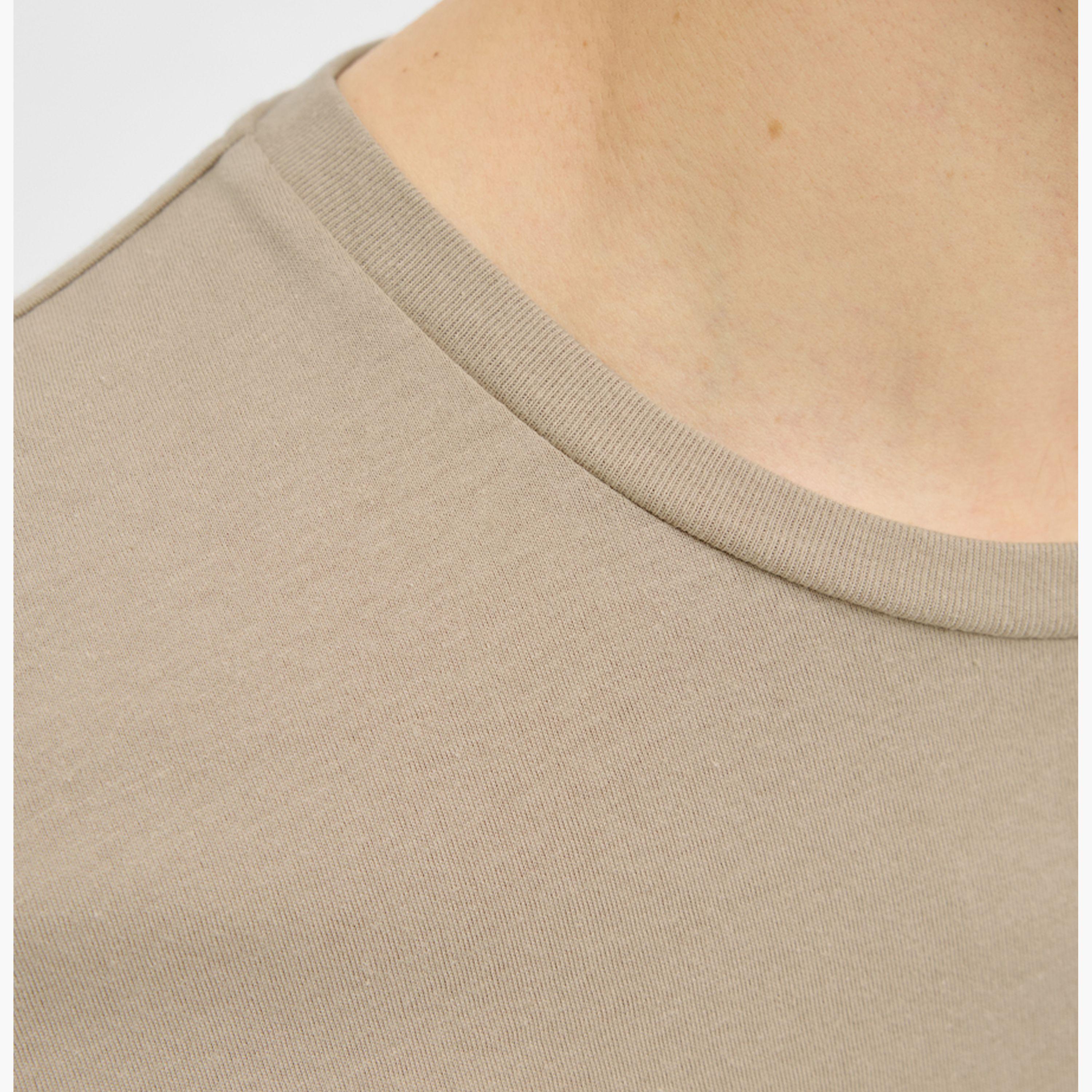 ريبيل × ستايلي - تي شيرت بطباعة جرافيكية ورقبة دائرية وقصّة عادية-men-clothing-tshirtsandpolos-tshirts-image-6